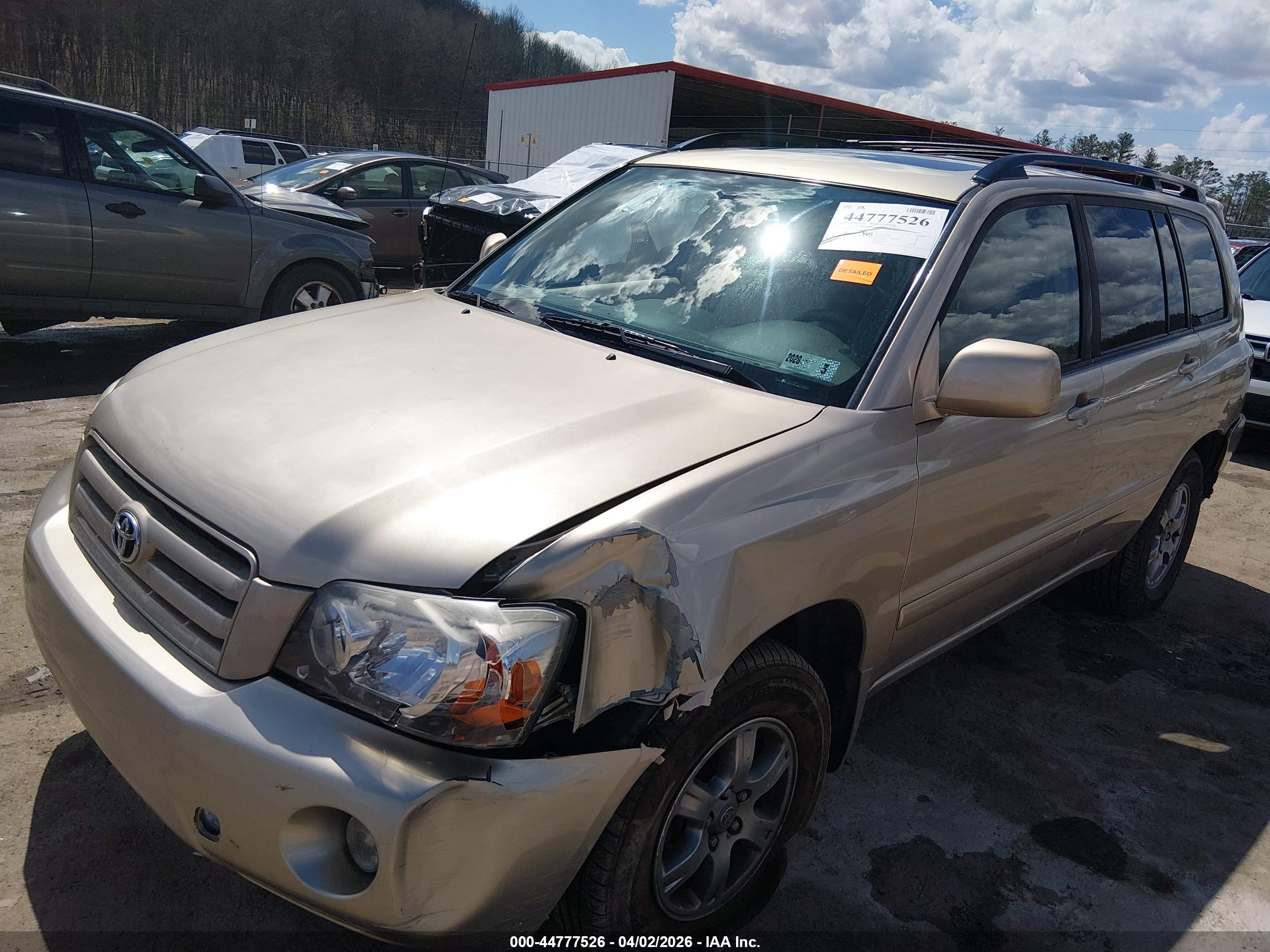 TOYOTA HIGHLANDER image 2