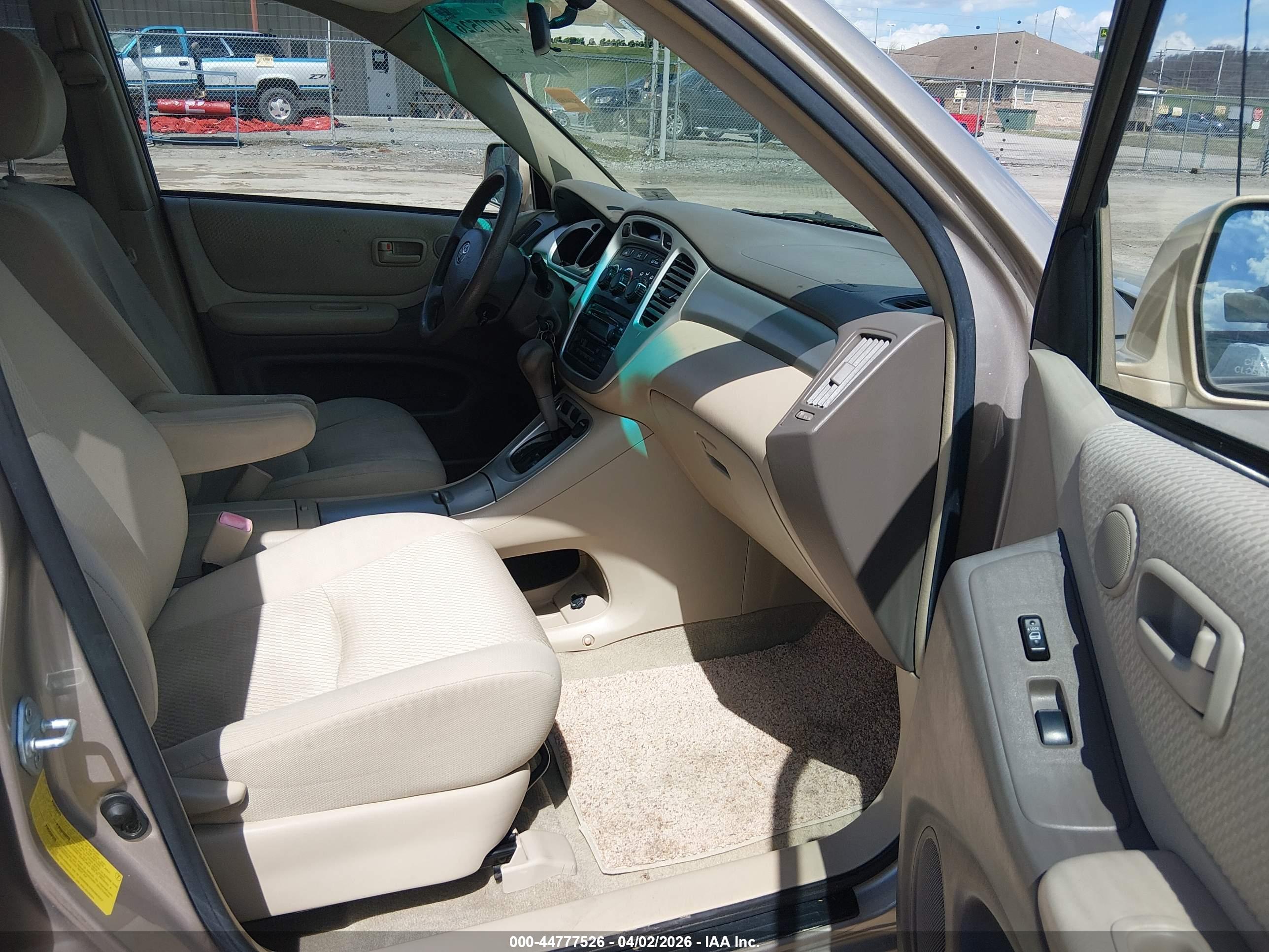 TOYOTA HIGHLANDER image 5