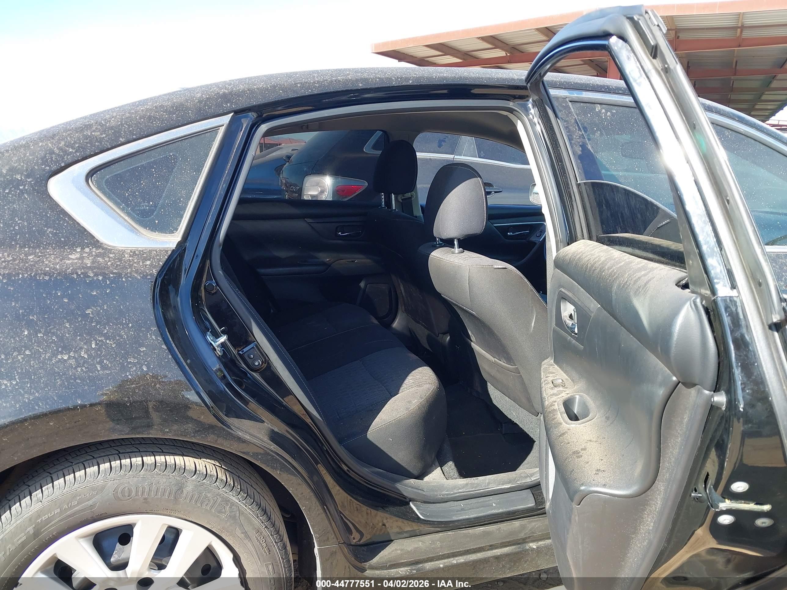 NISSAN ALTIMA image 8