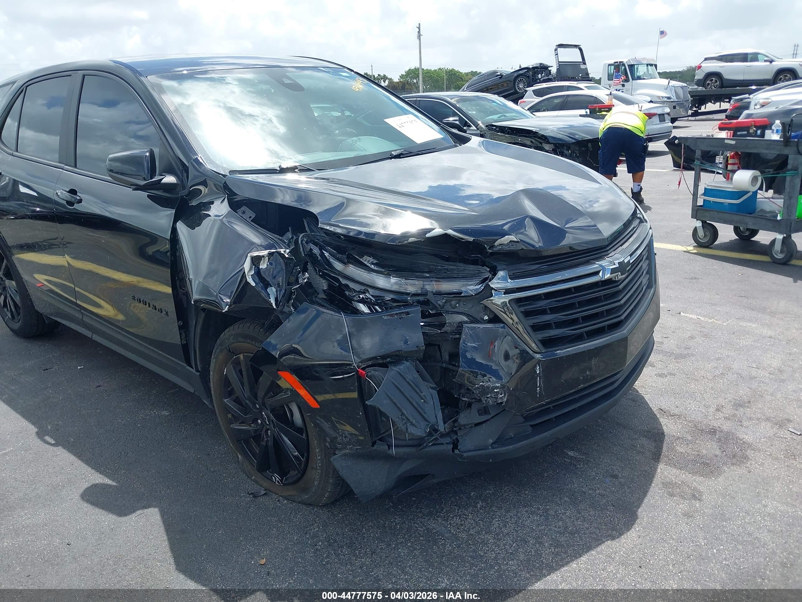 CHEVROLET EQUINOX image 6