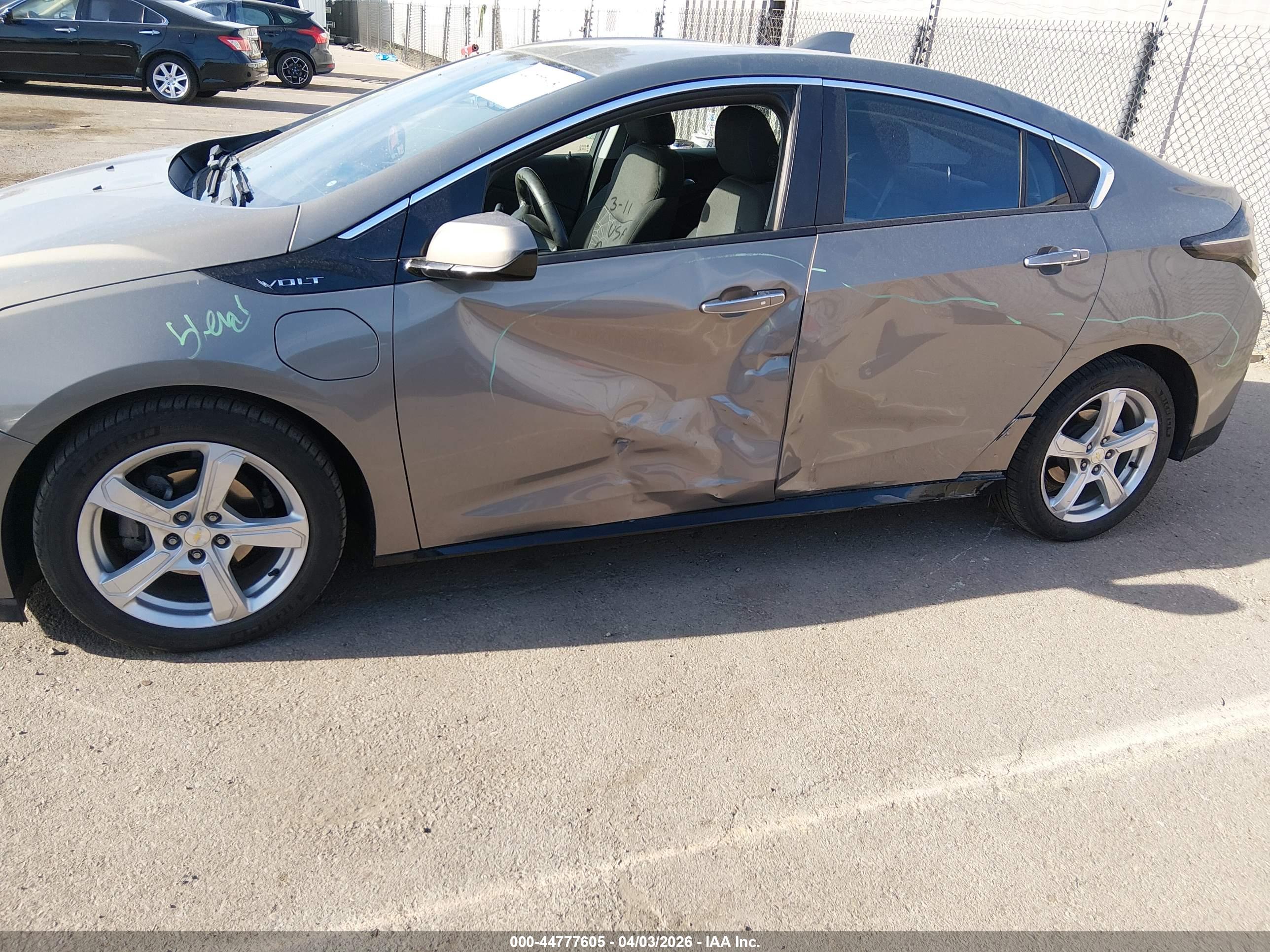 CHEVROLET VOLT image 6