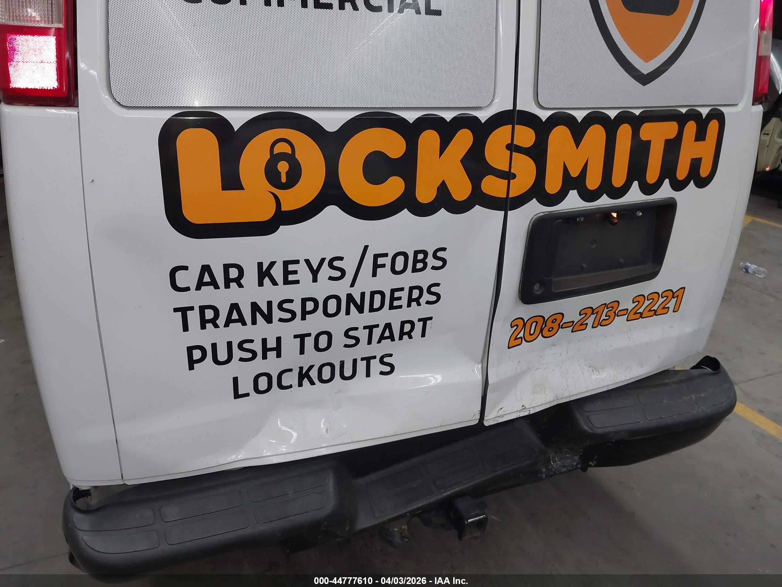 GMC SAVANA image 6