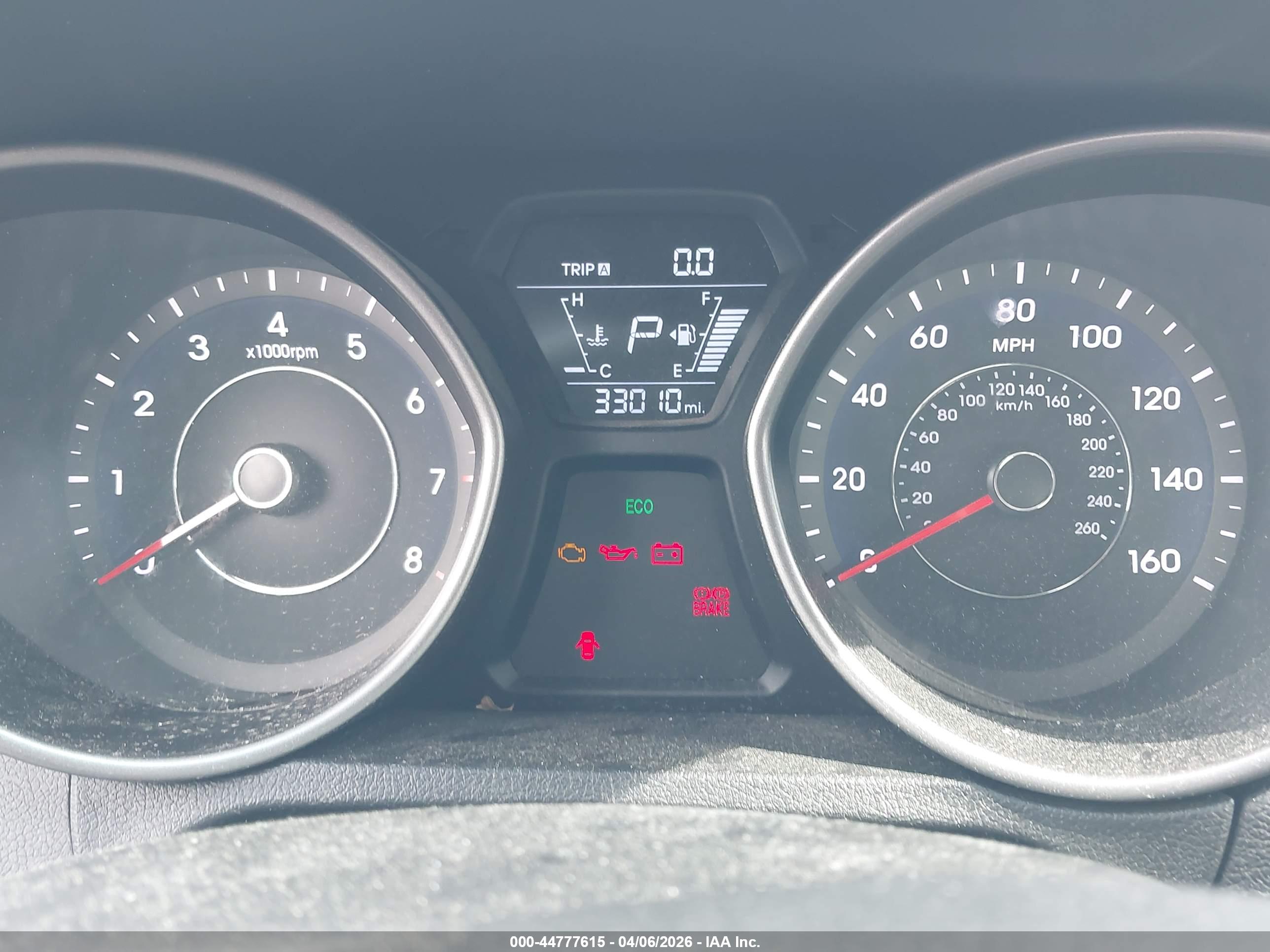 HYUNDAI ELANTRA image 7