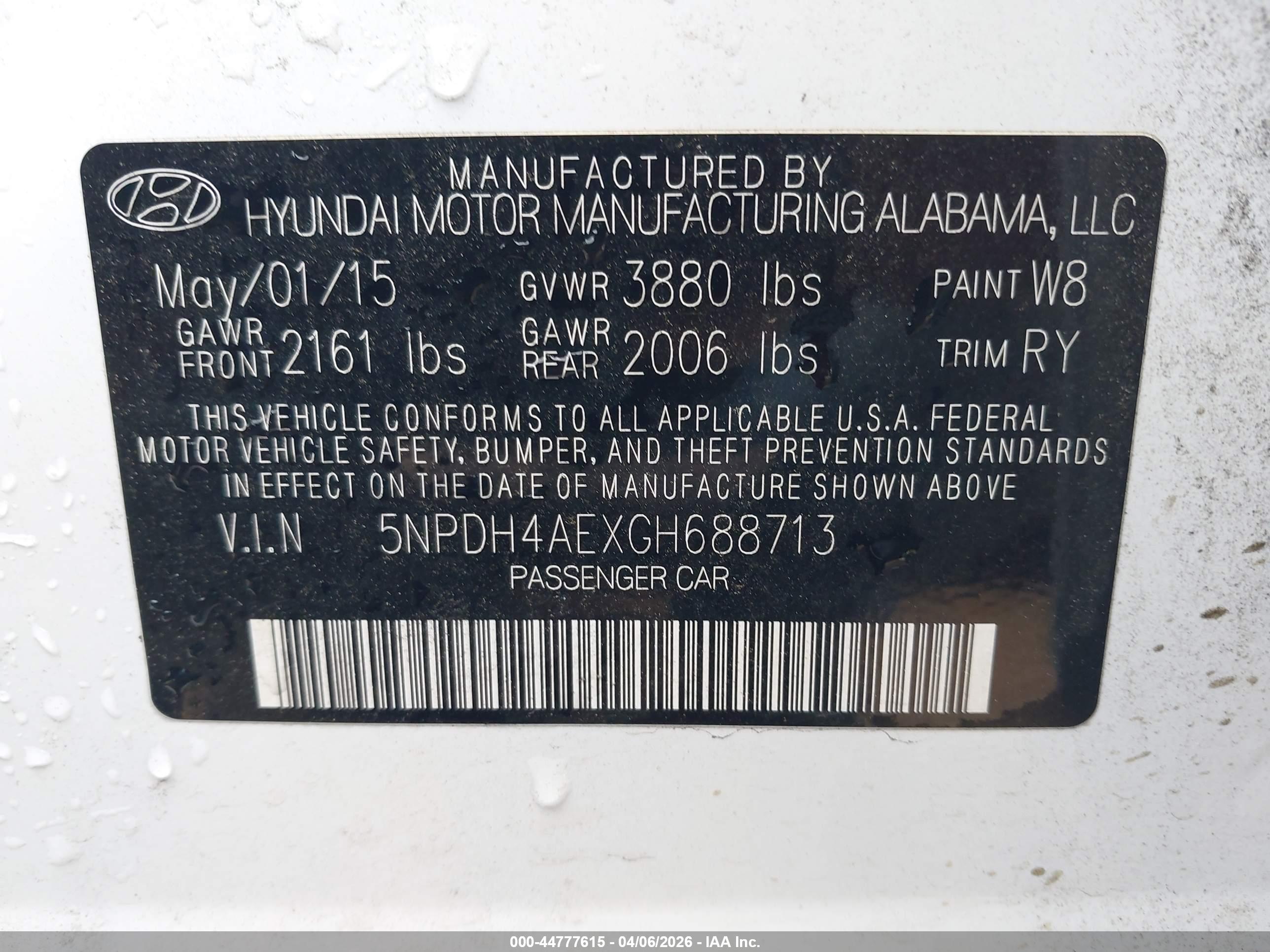 HYUNDAI ELANTRA image 9