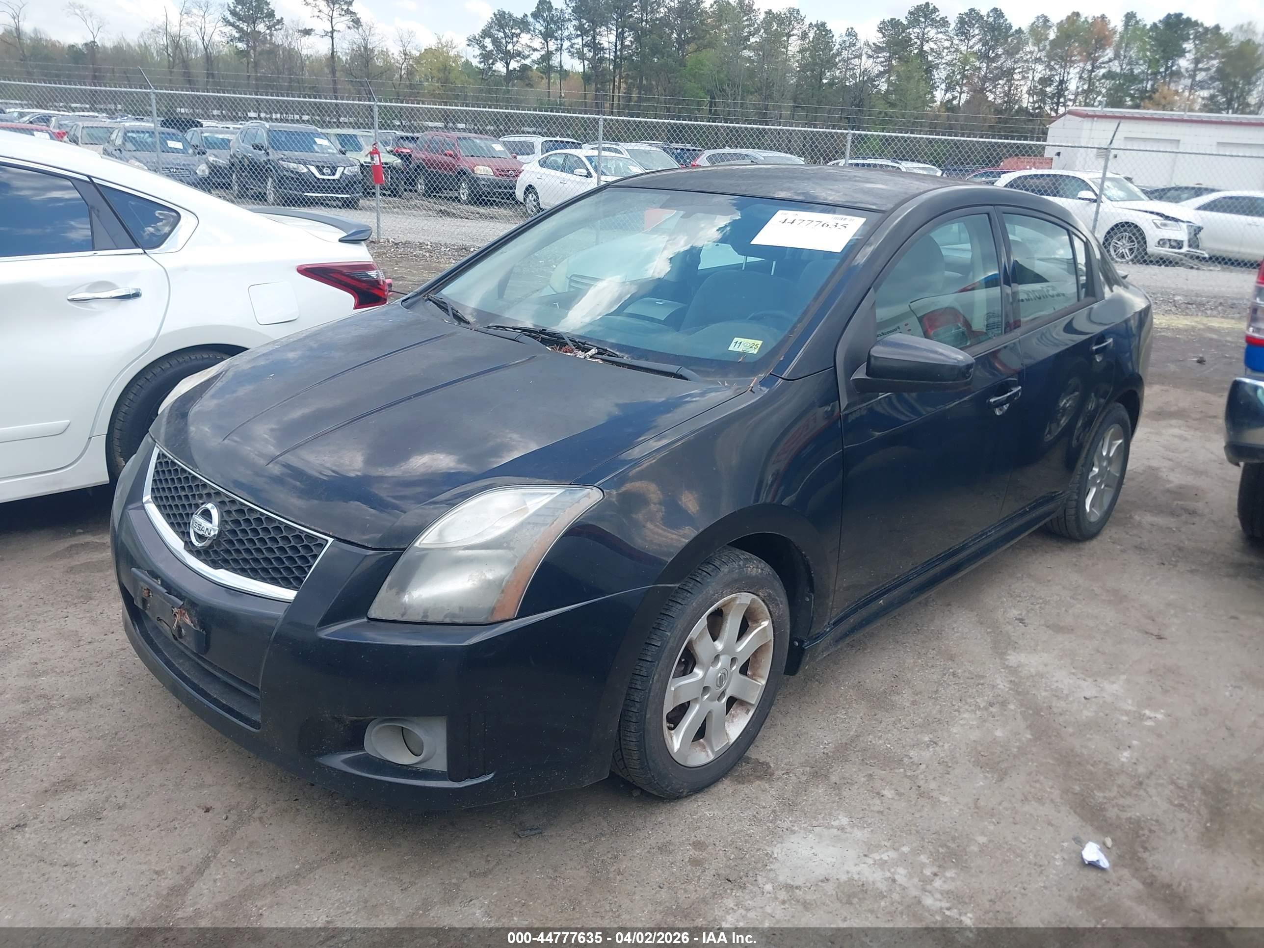 NISSAN SENTRA image 2