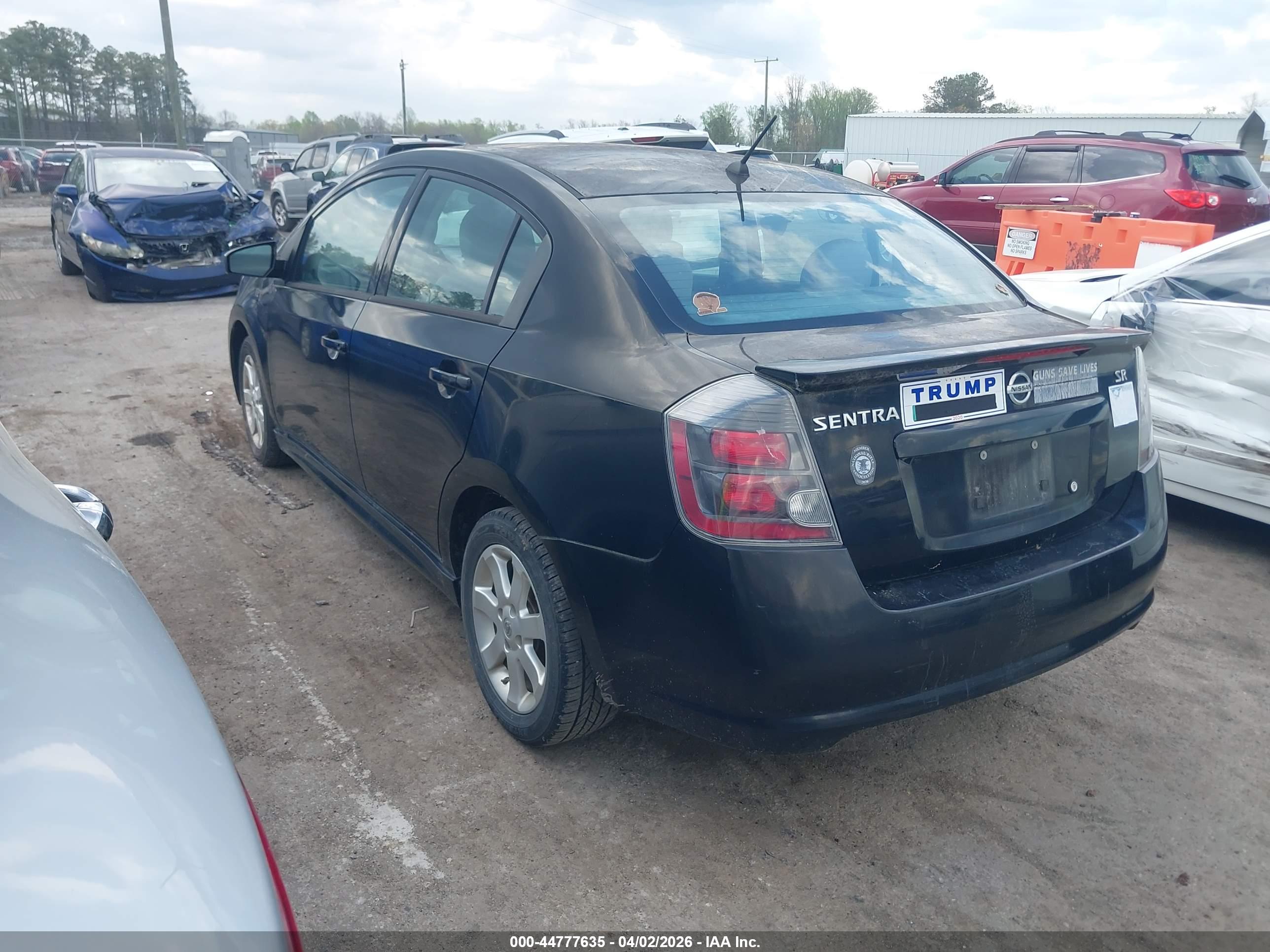 NISSAN SENTRA image 3