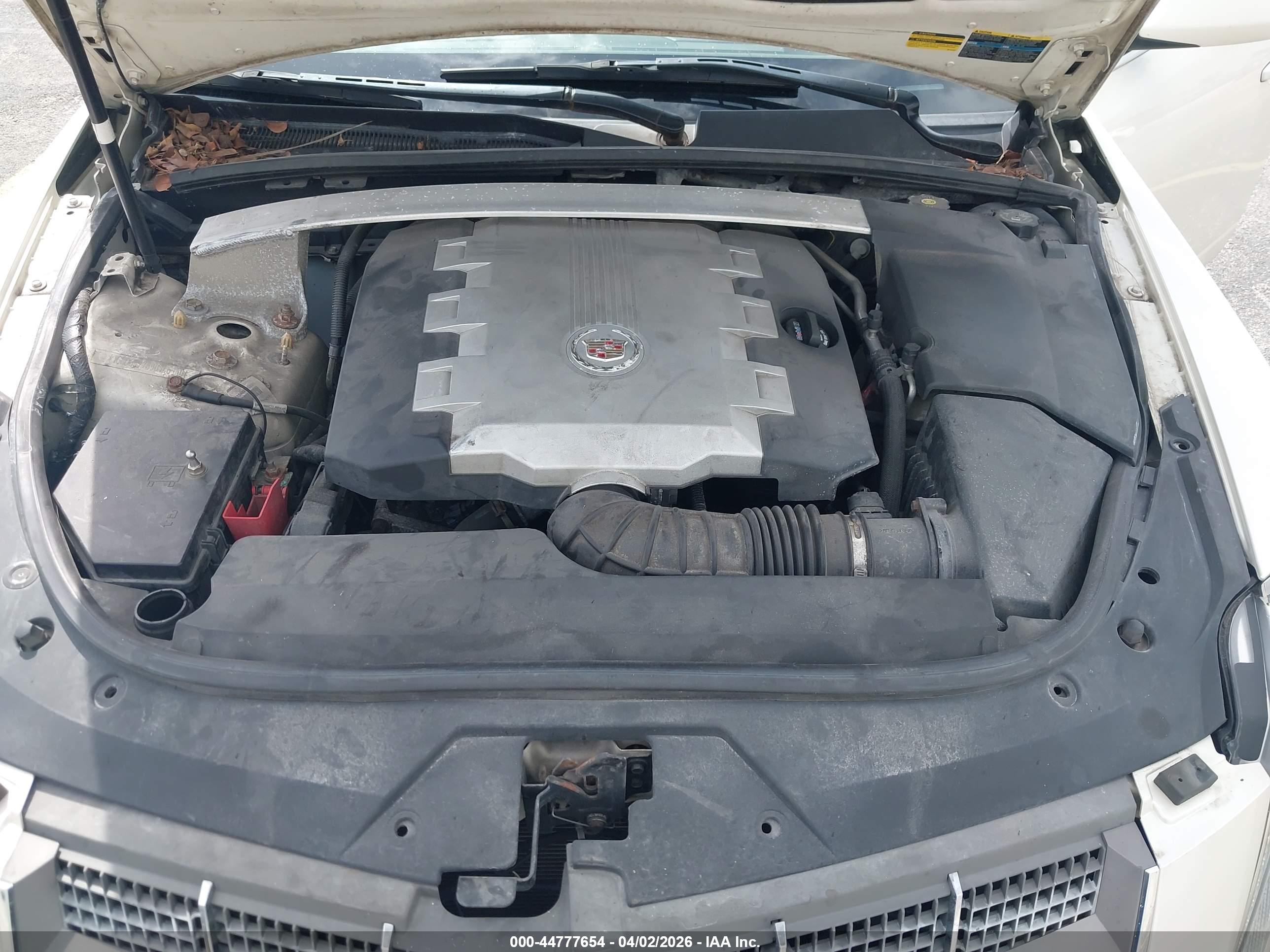 CADILLAC CTS image 10