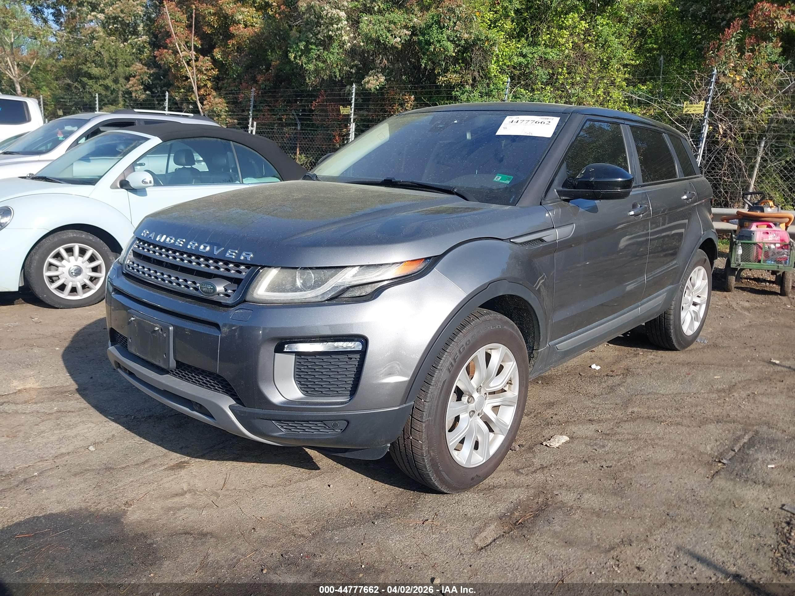 LAND ROVER image 2