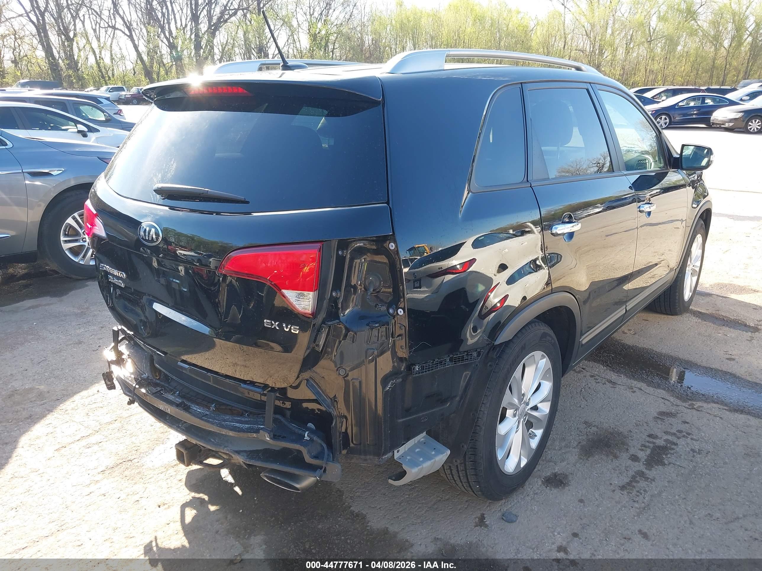 KIA SORENTO image 4