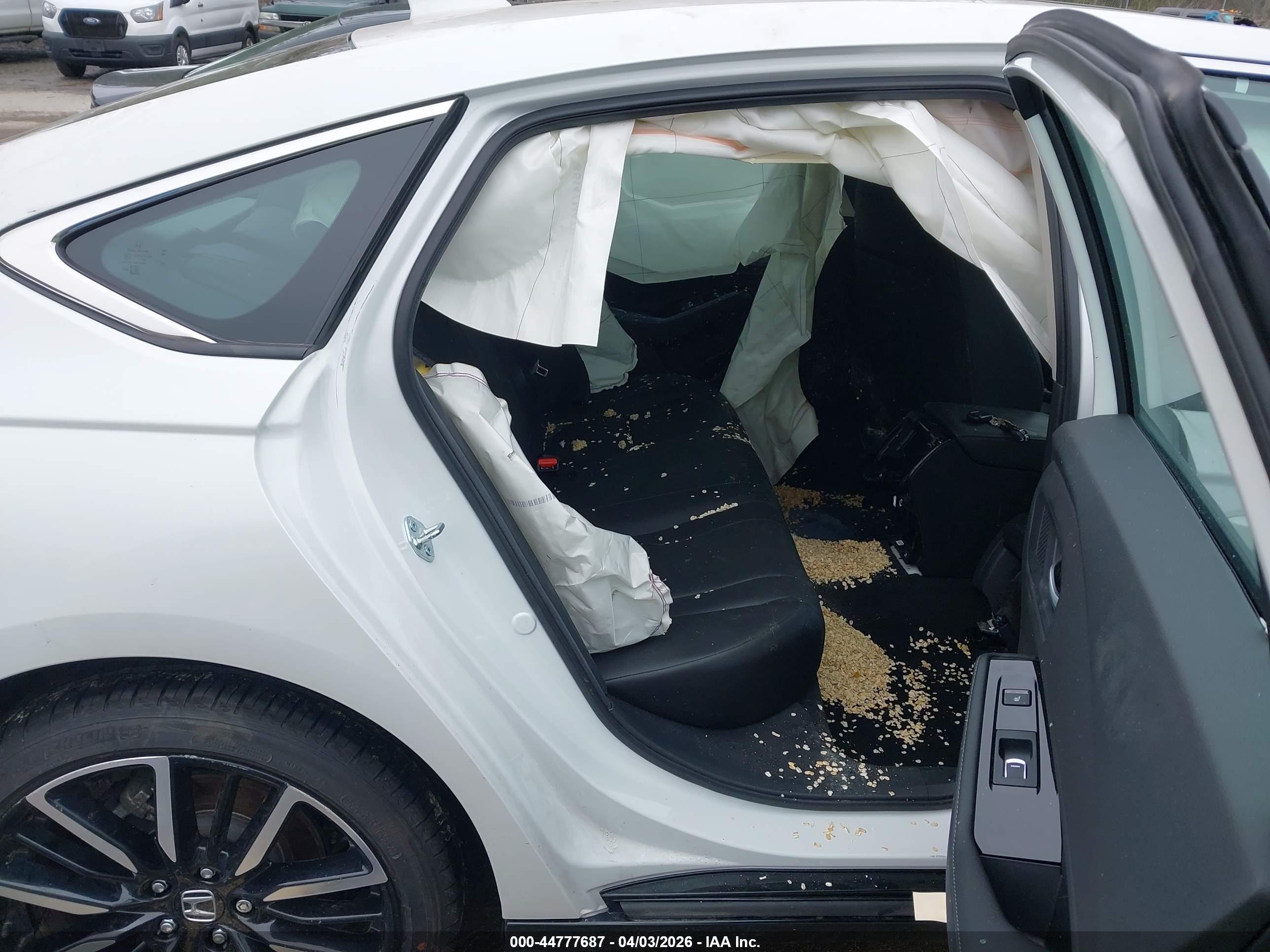 HONDA ACCORD image 8