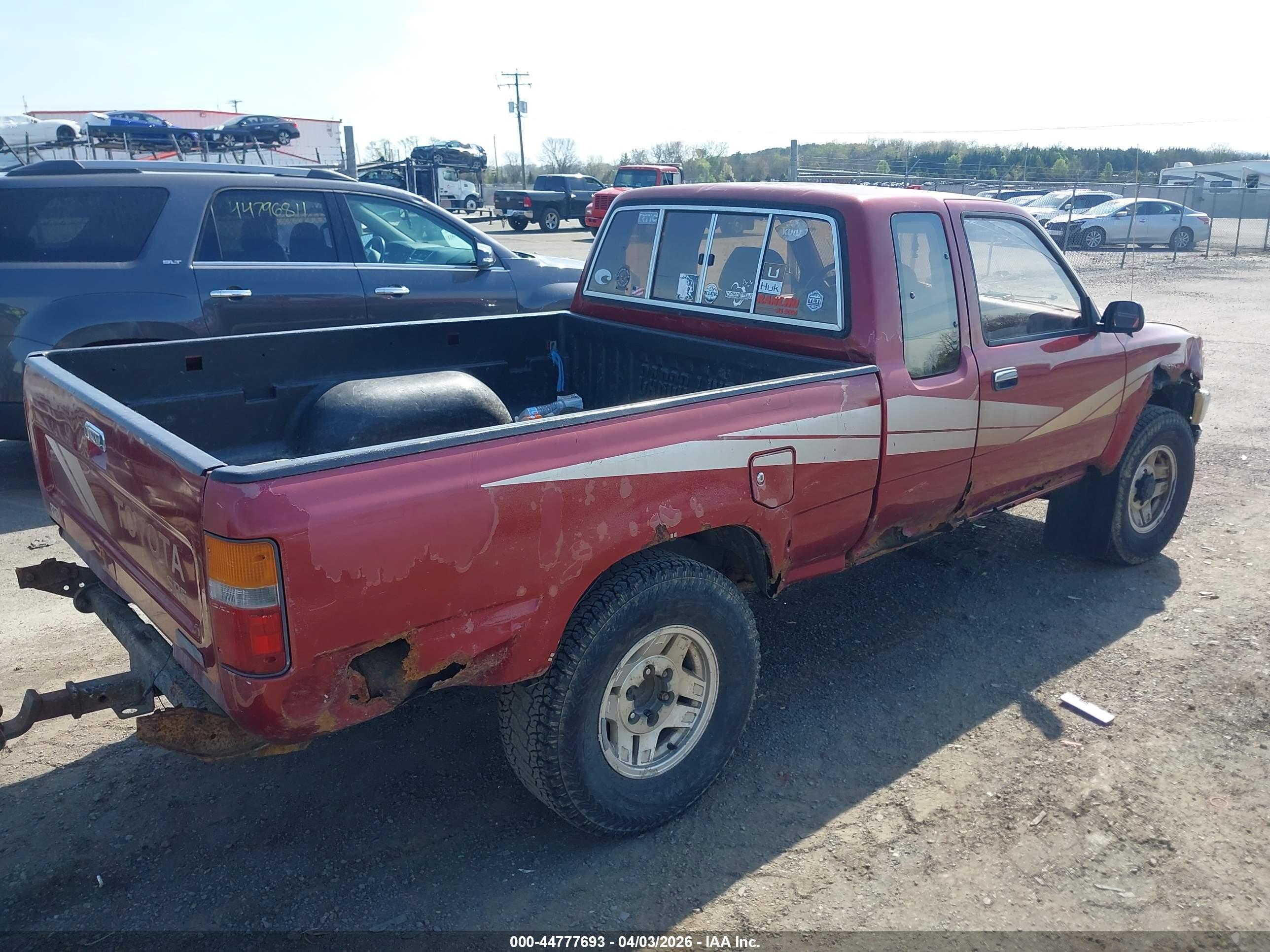 TOYOTA PICKUP image 4