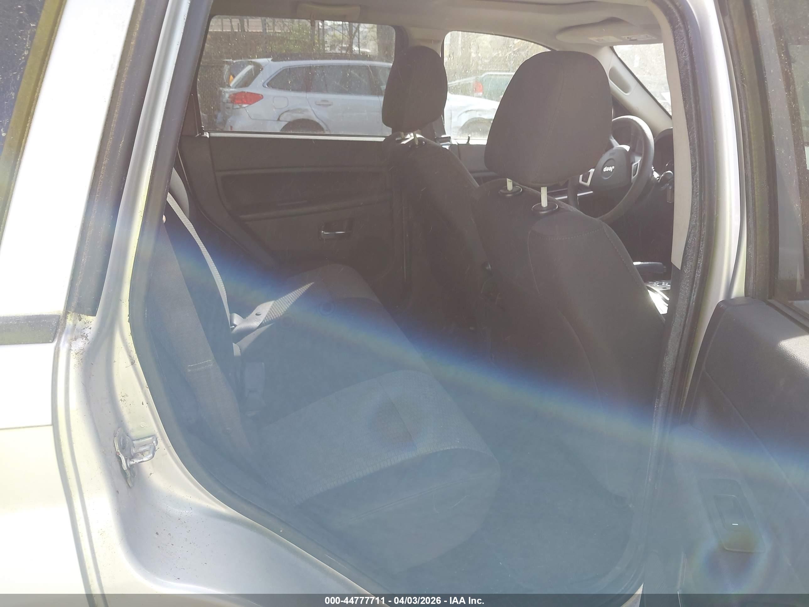 JEEP GRAND image 8