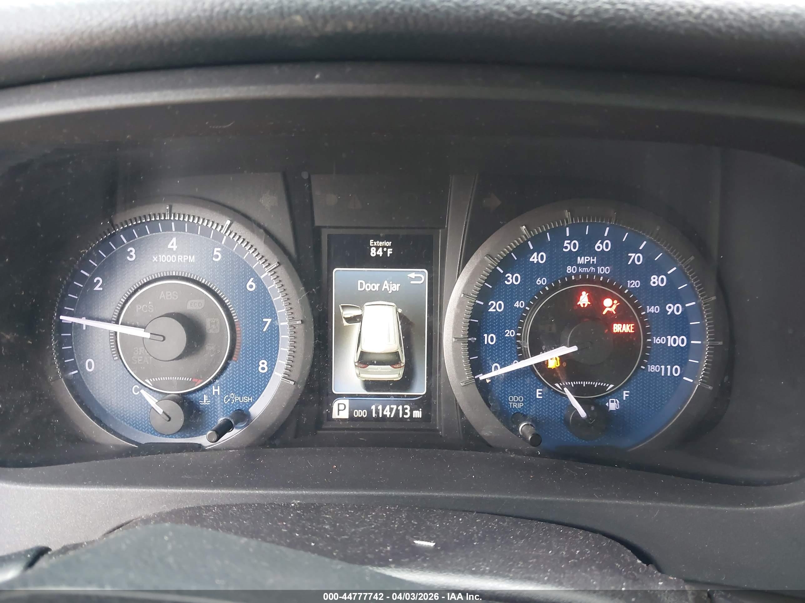 TOYOTA SIENNA image 7