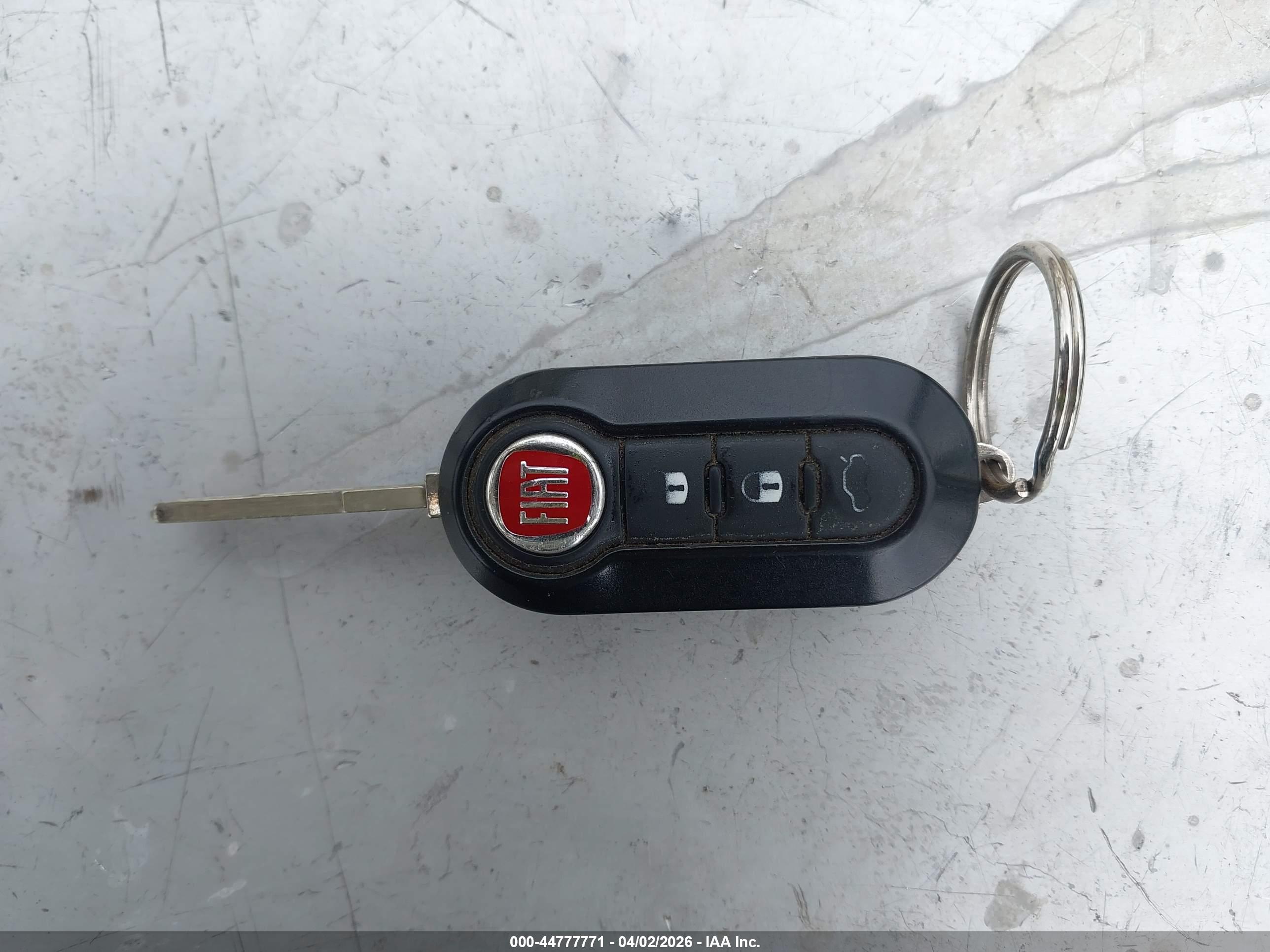 FIAT 500C image 11