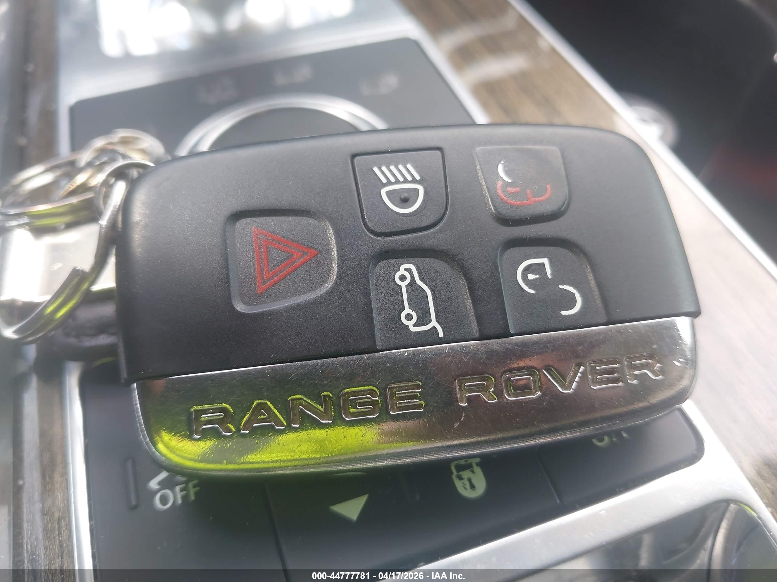 LAND ROVER image 11