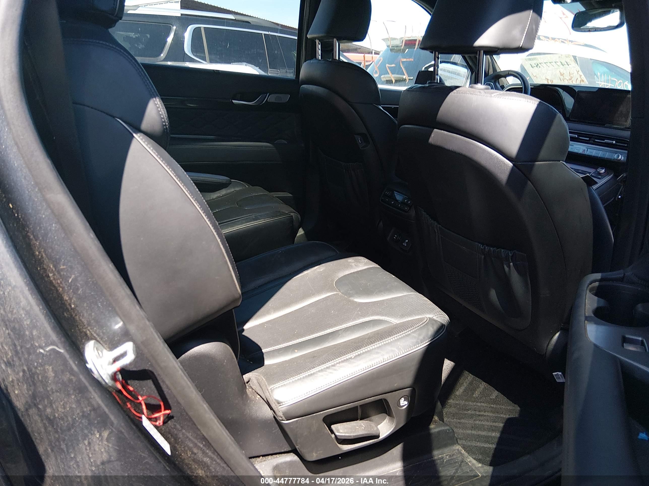 HYUNDAI PALISADE image 8
