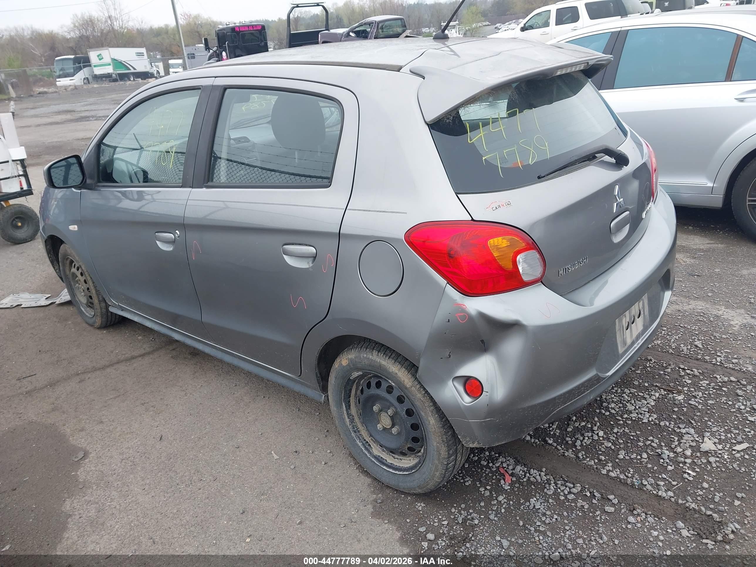 MITSUBISHI MIRAGE image 3