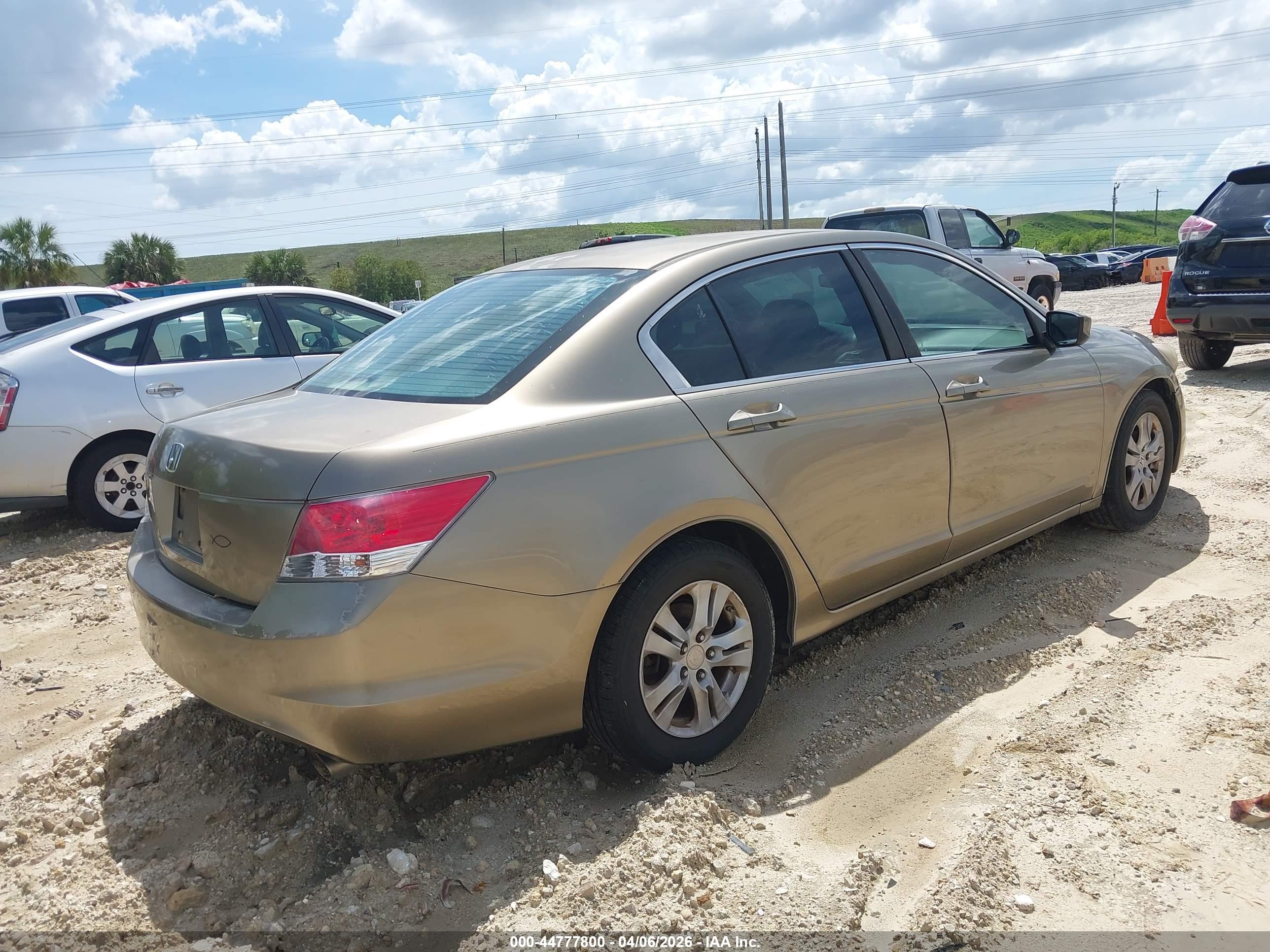 HONDA ACCORD image 4