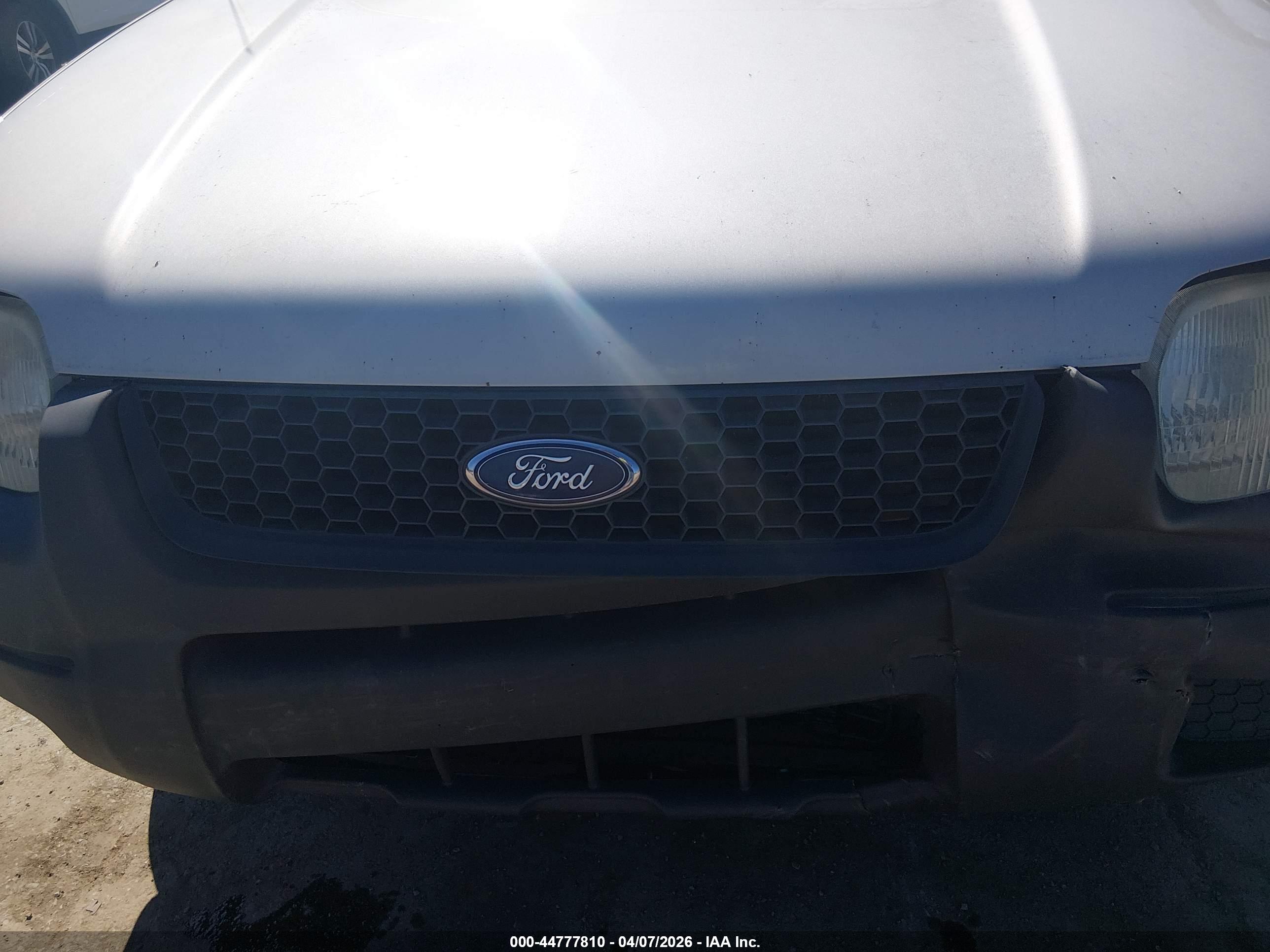FORD ESCAPE image 6