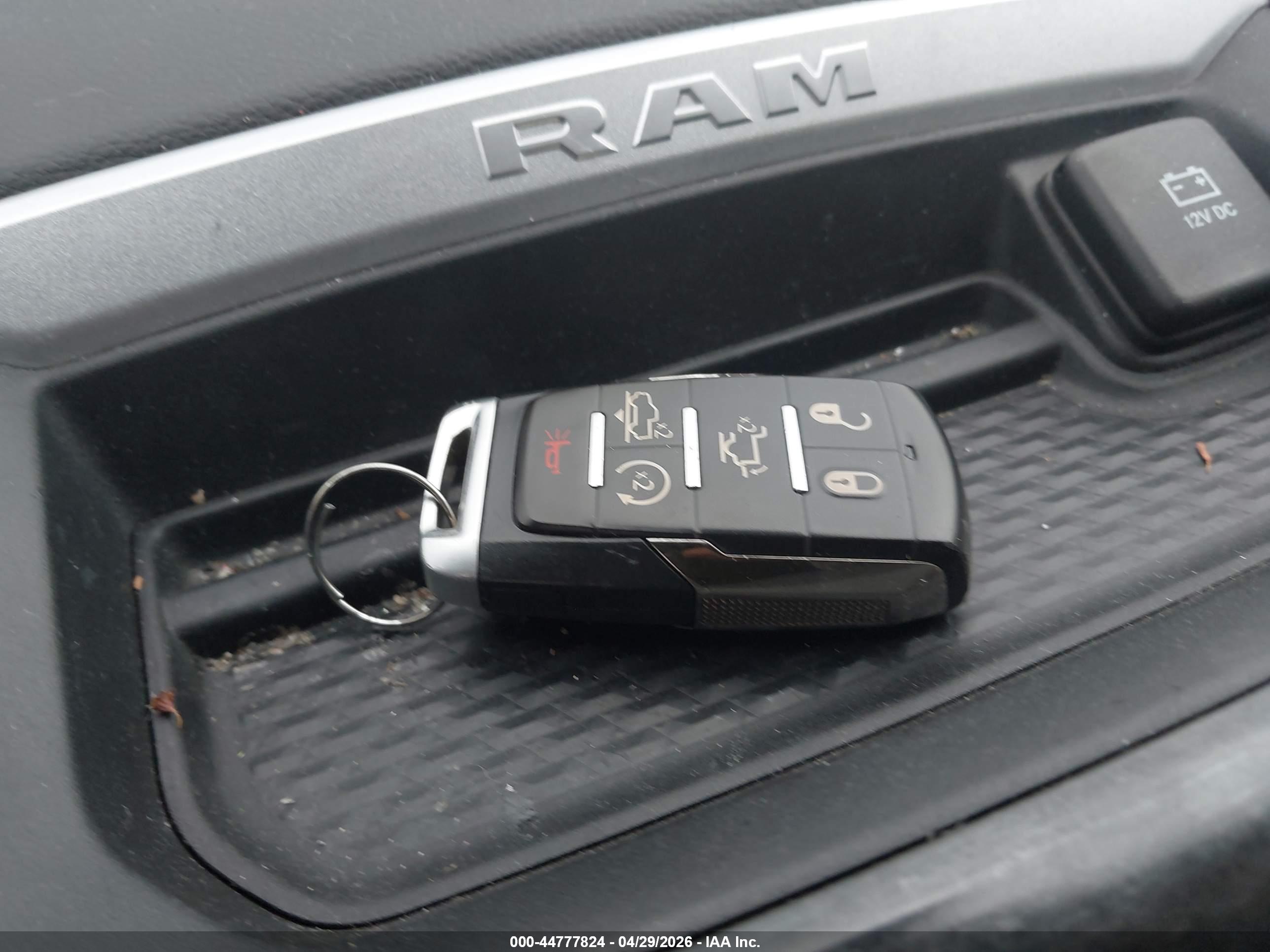 RAM 1500 image 11