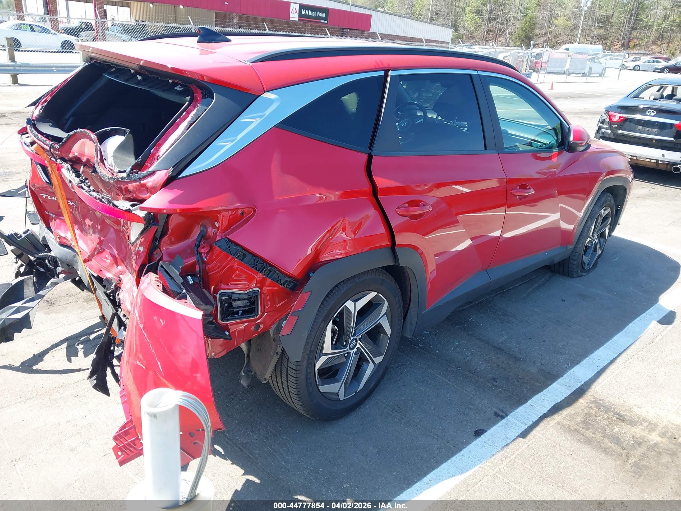 HYUNDAI TUCSON image 4