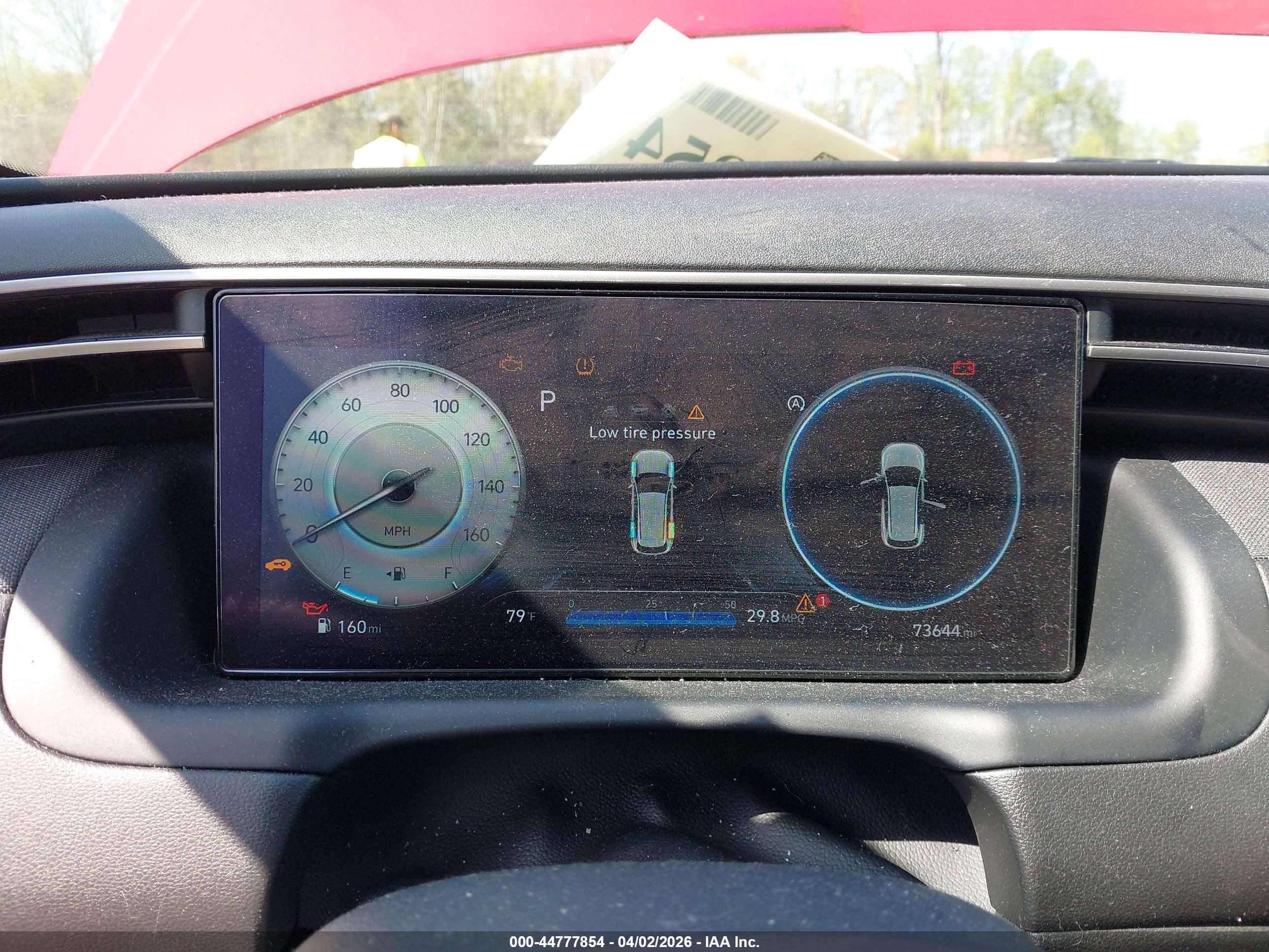 HYUNDAI TUCSON image 7
