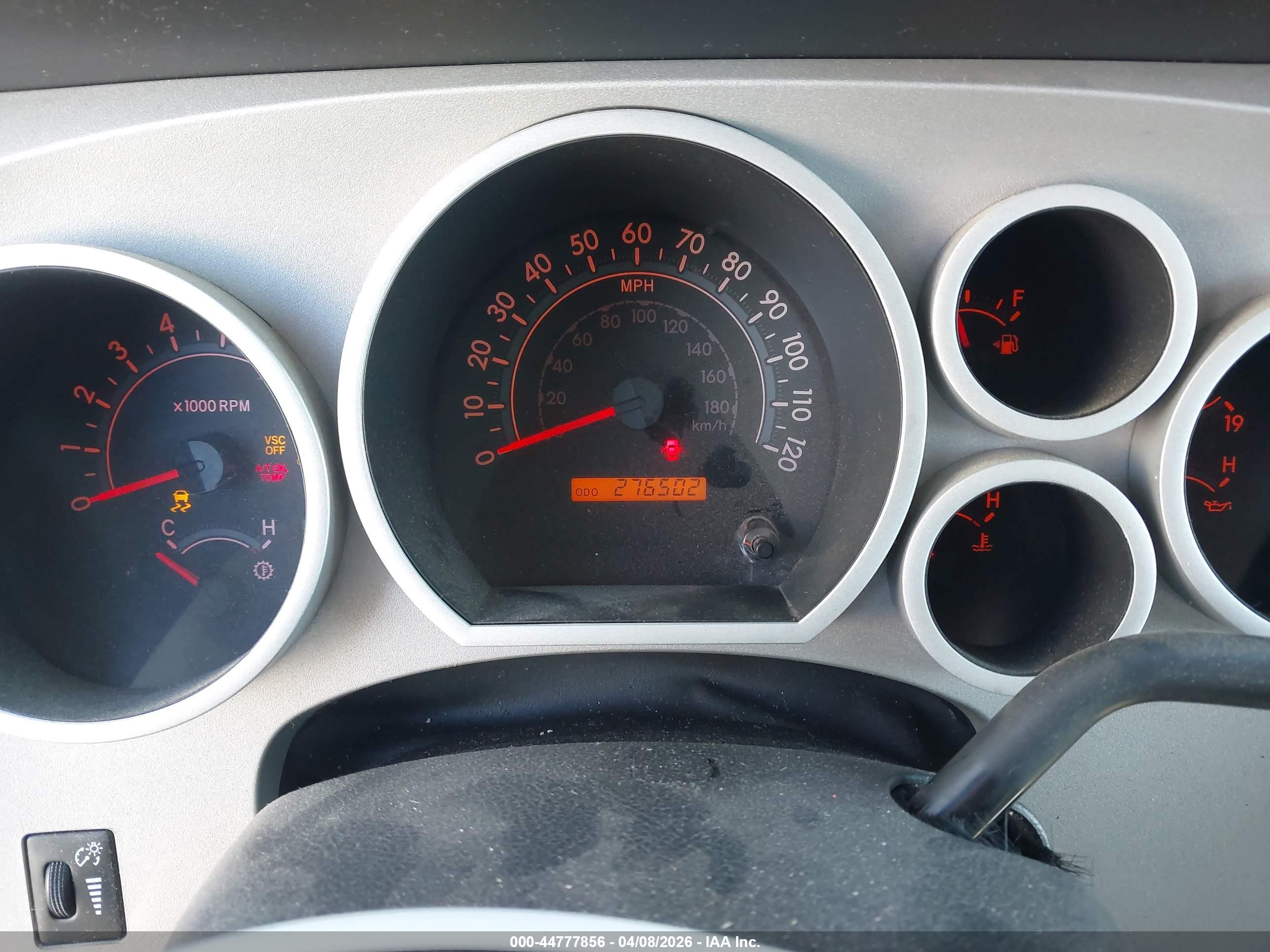 TOYOTA TUNDRA image 7