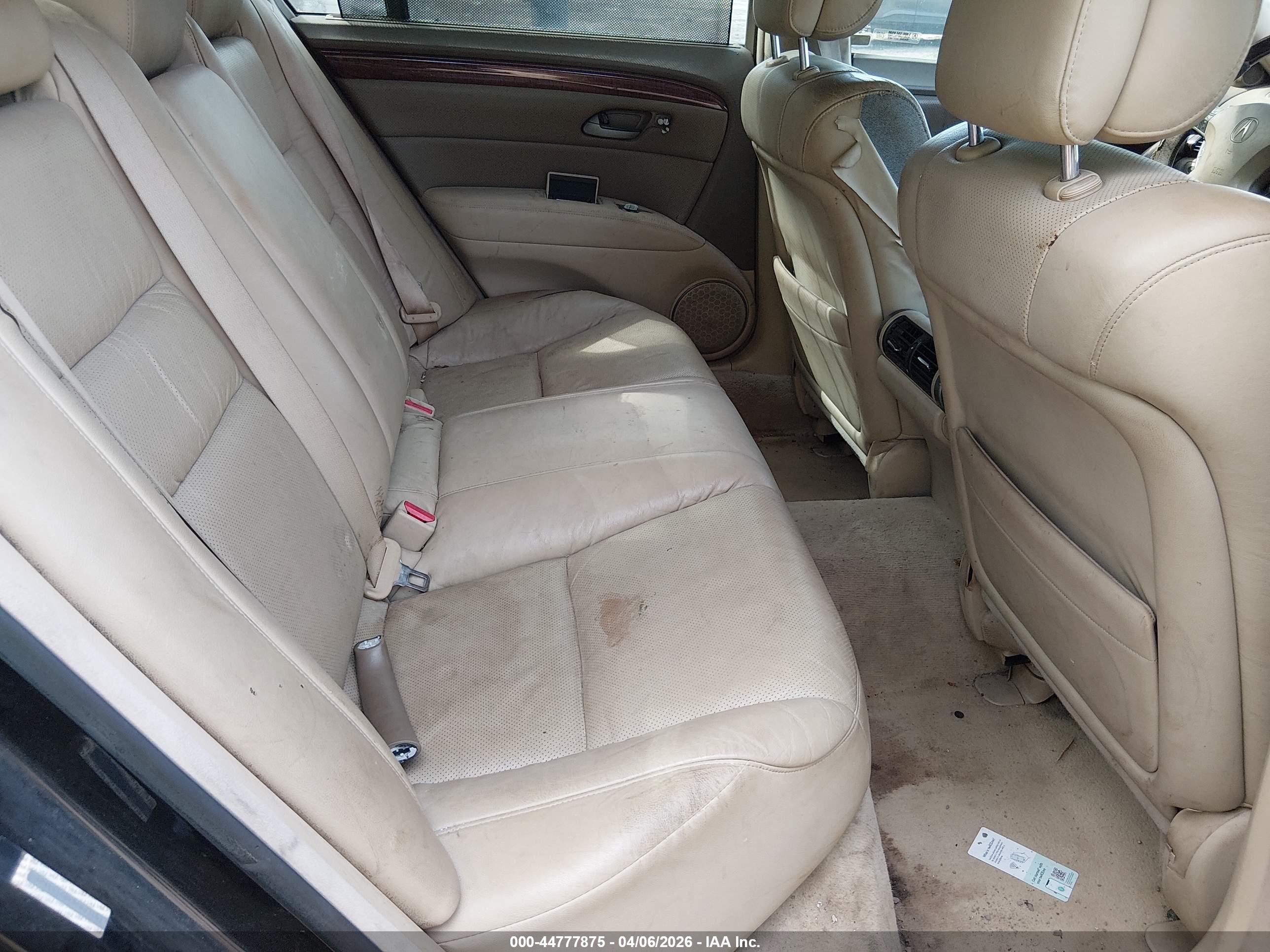 ACURA RL image 8