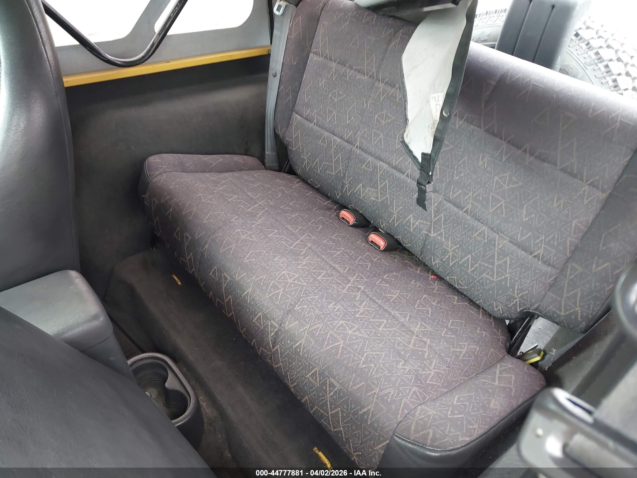 JEEP WRANGLER image 8