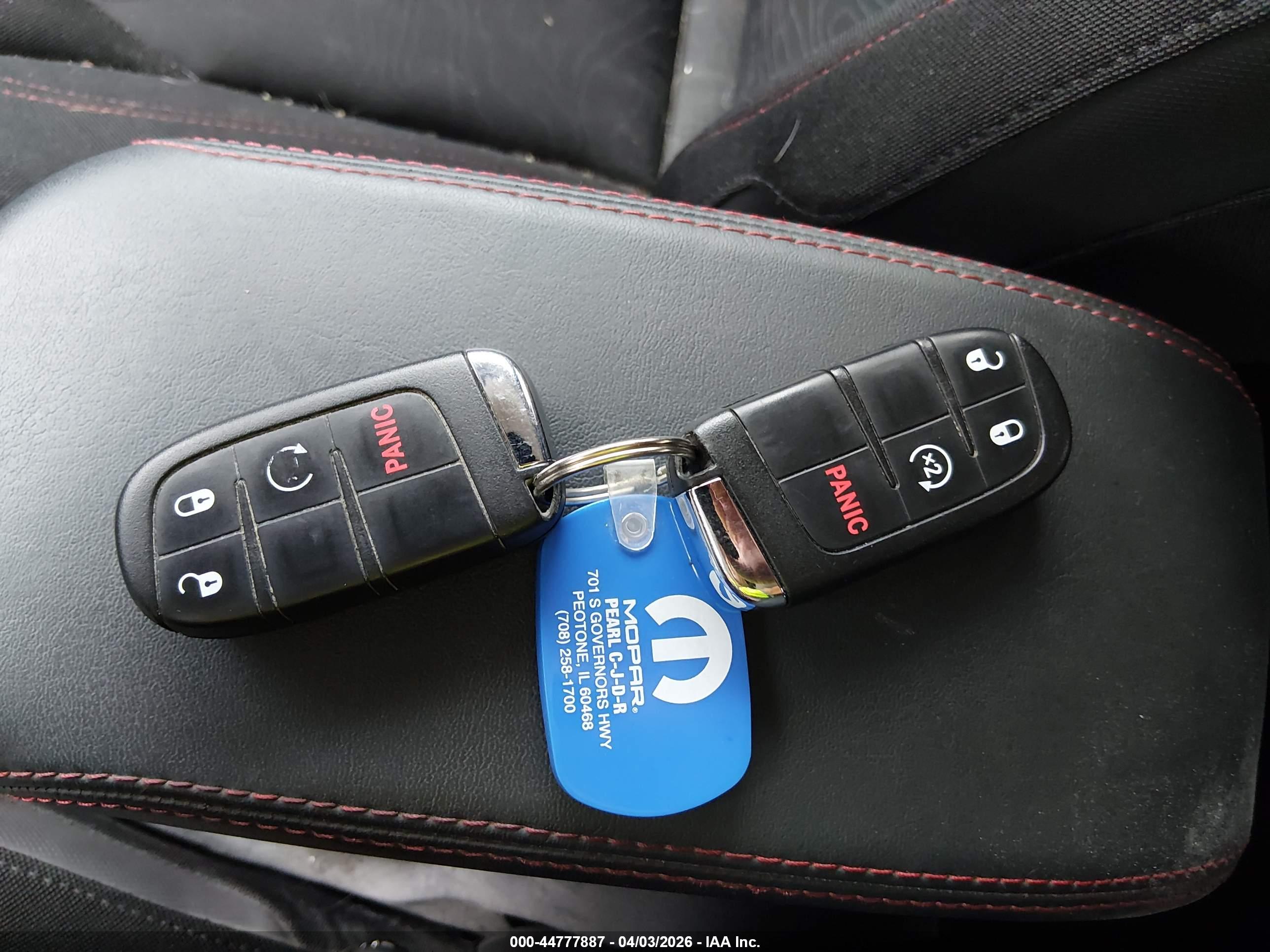 JEEP RENEGADE image 11