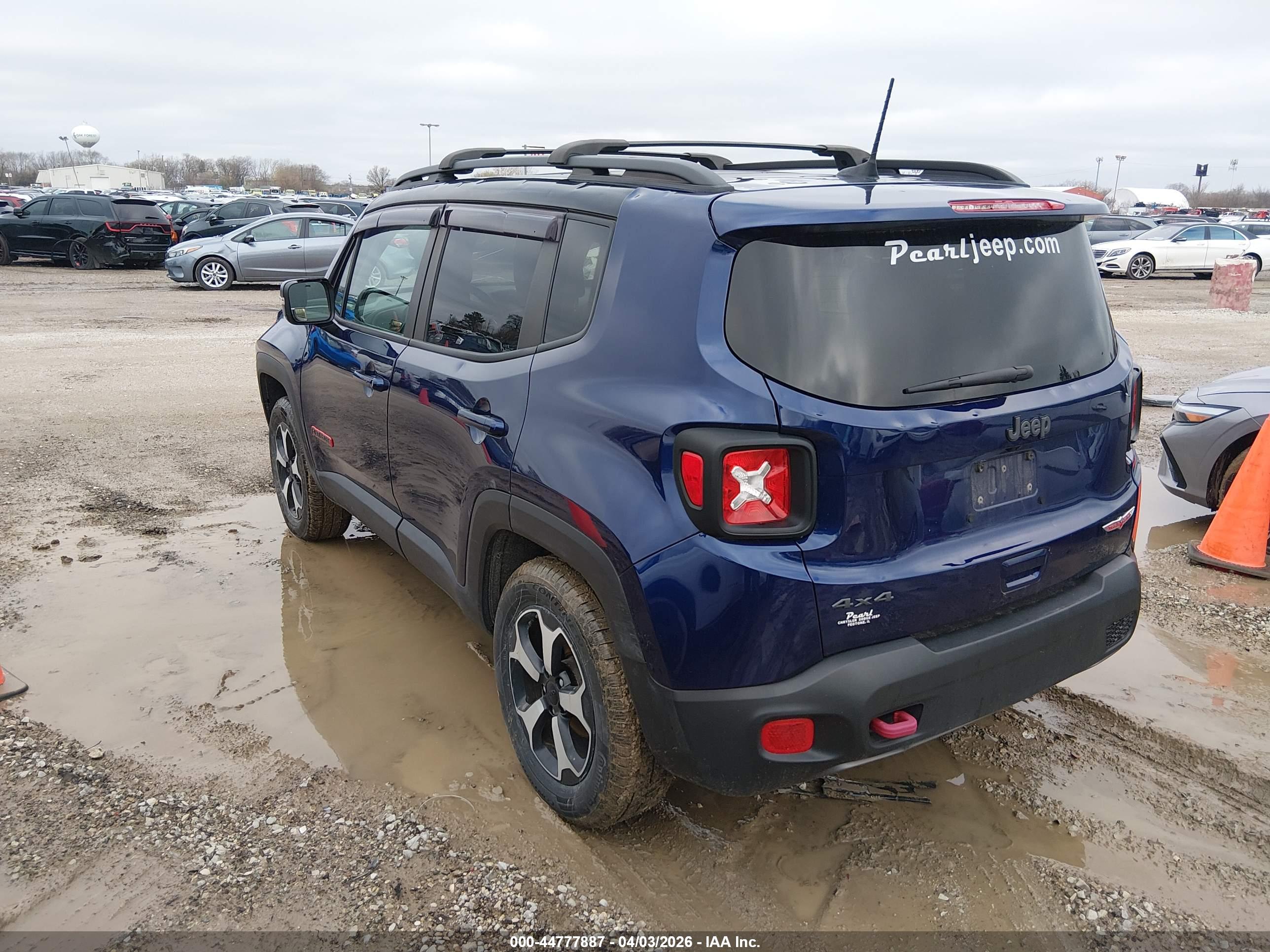 JEEP RENEGADE image 3
