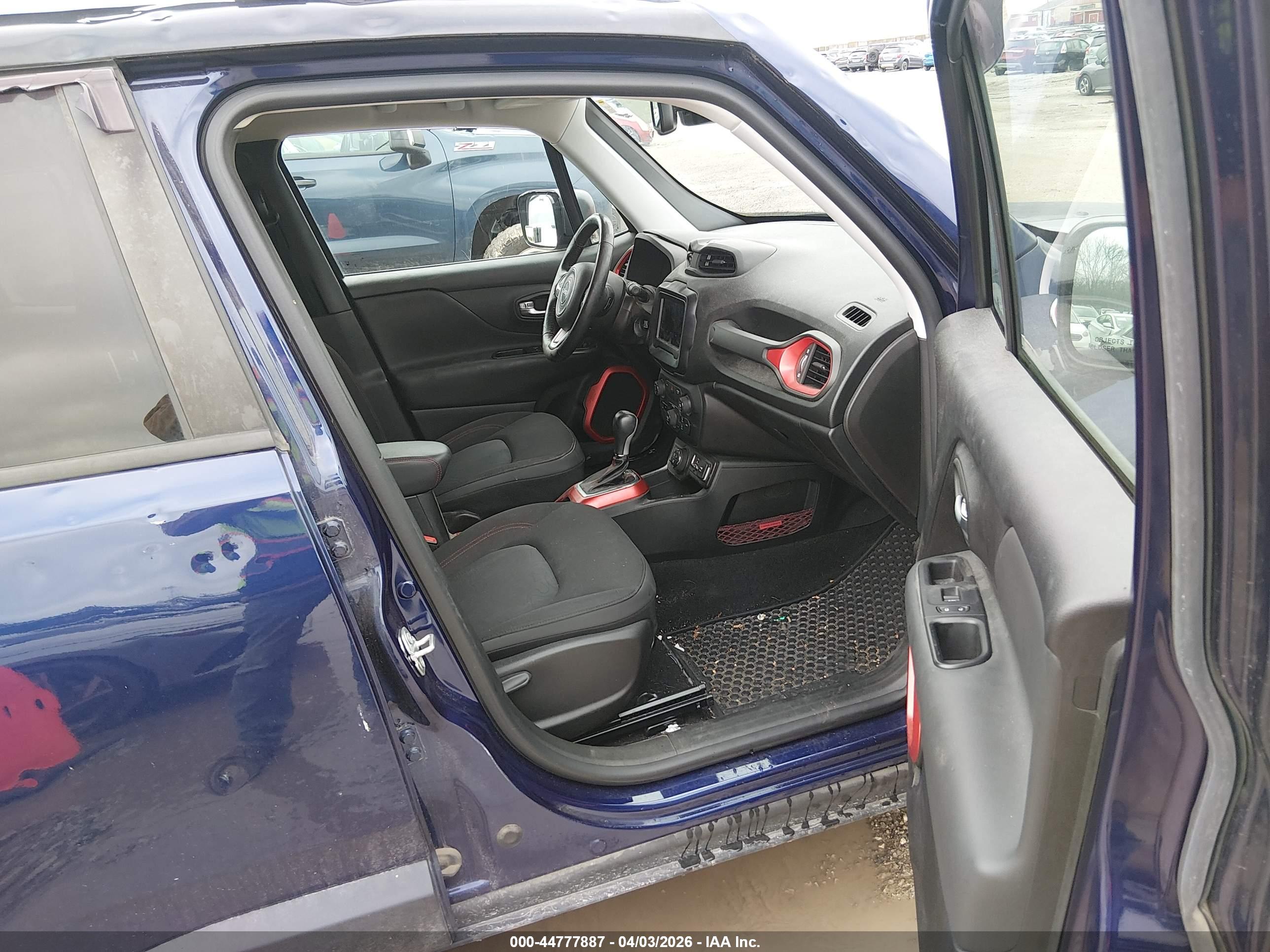 JEEP RENEGADE image 5