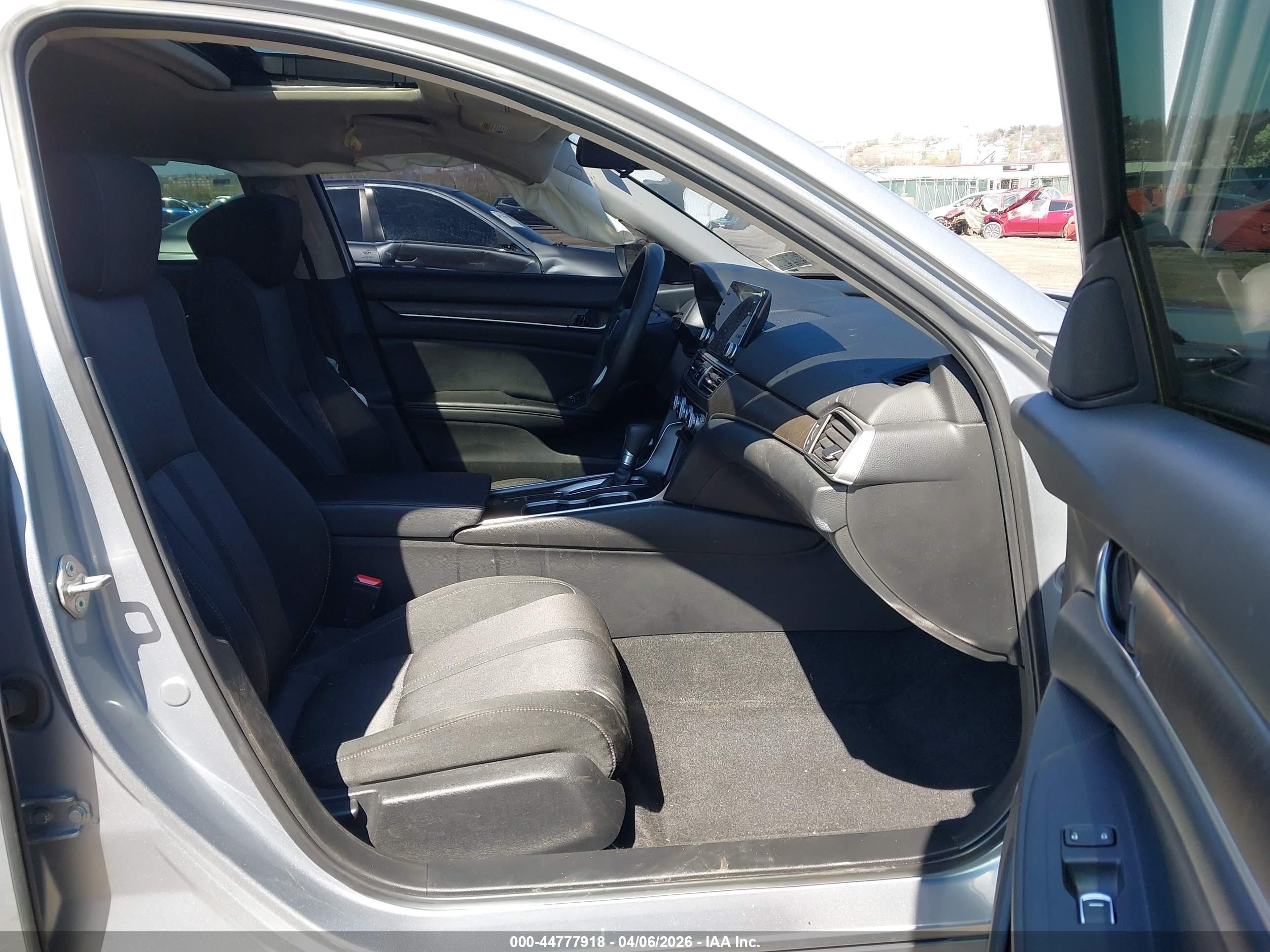 HONDA ACCORD image 5