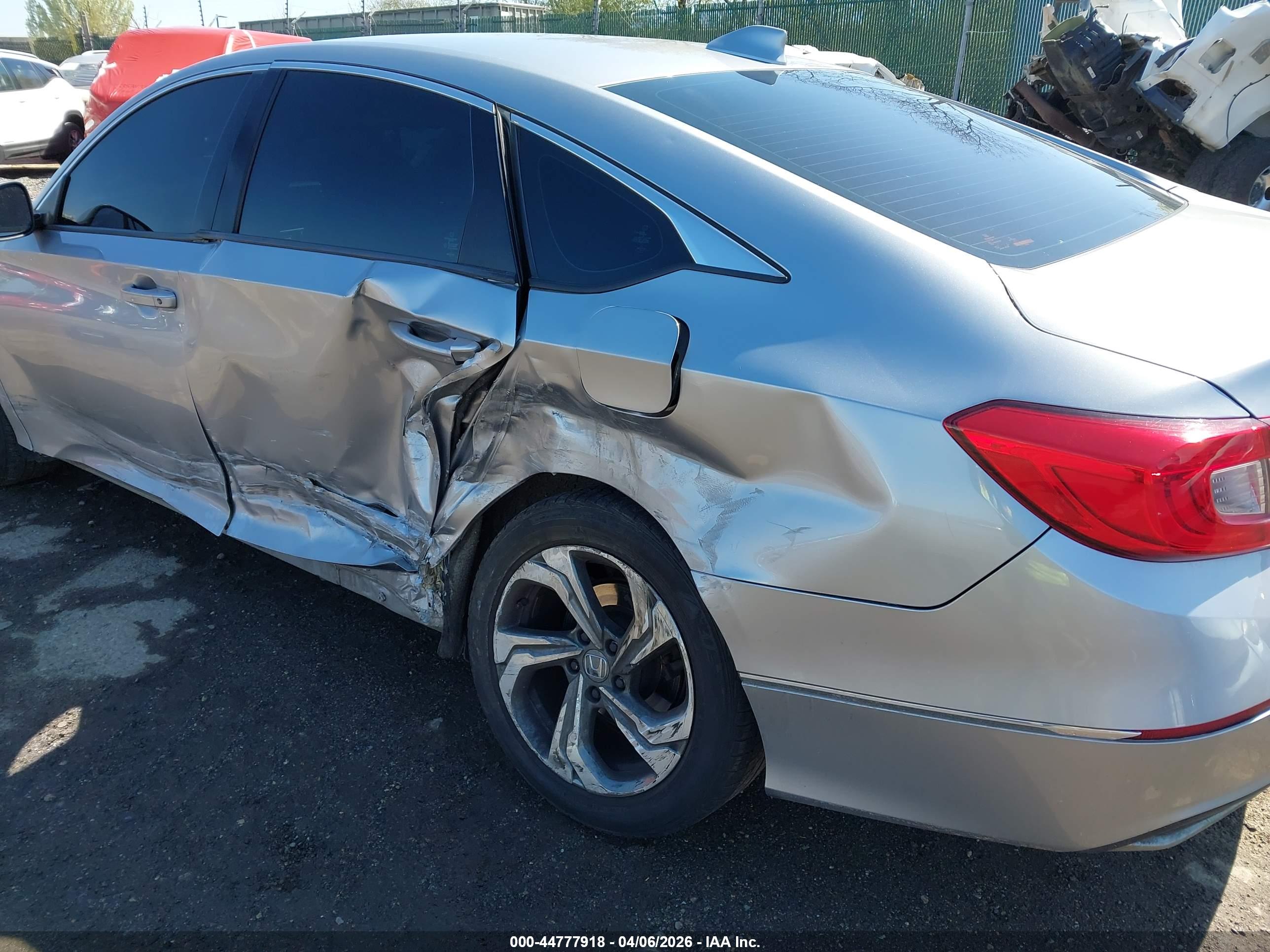 HONDA ACCORD image 6