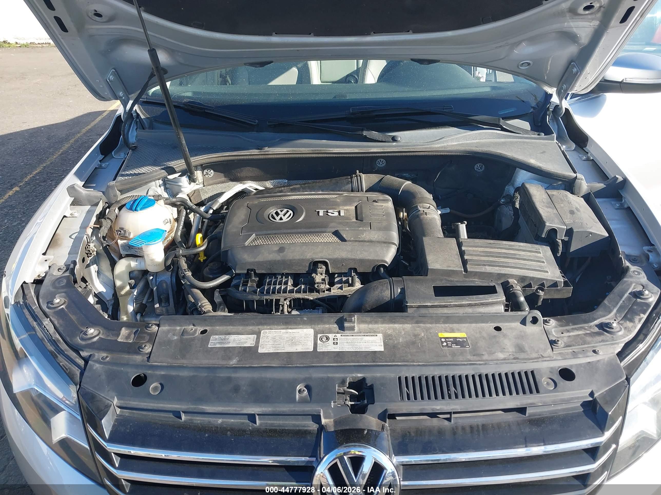 VOLKSWAGEN PASSAT image 10