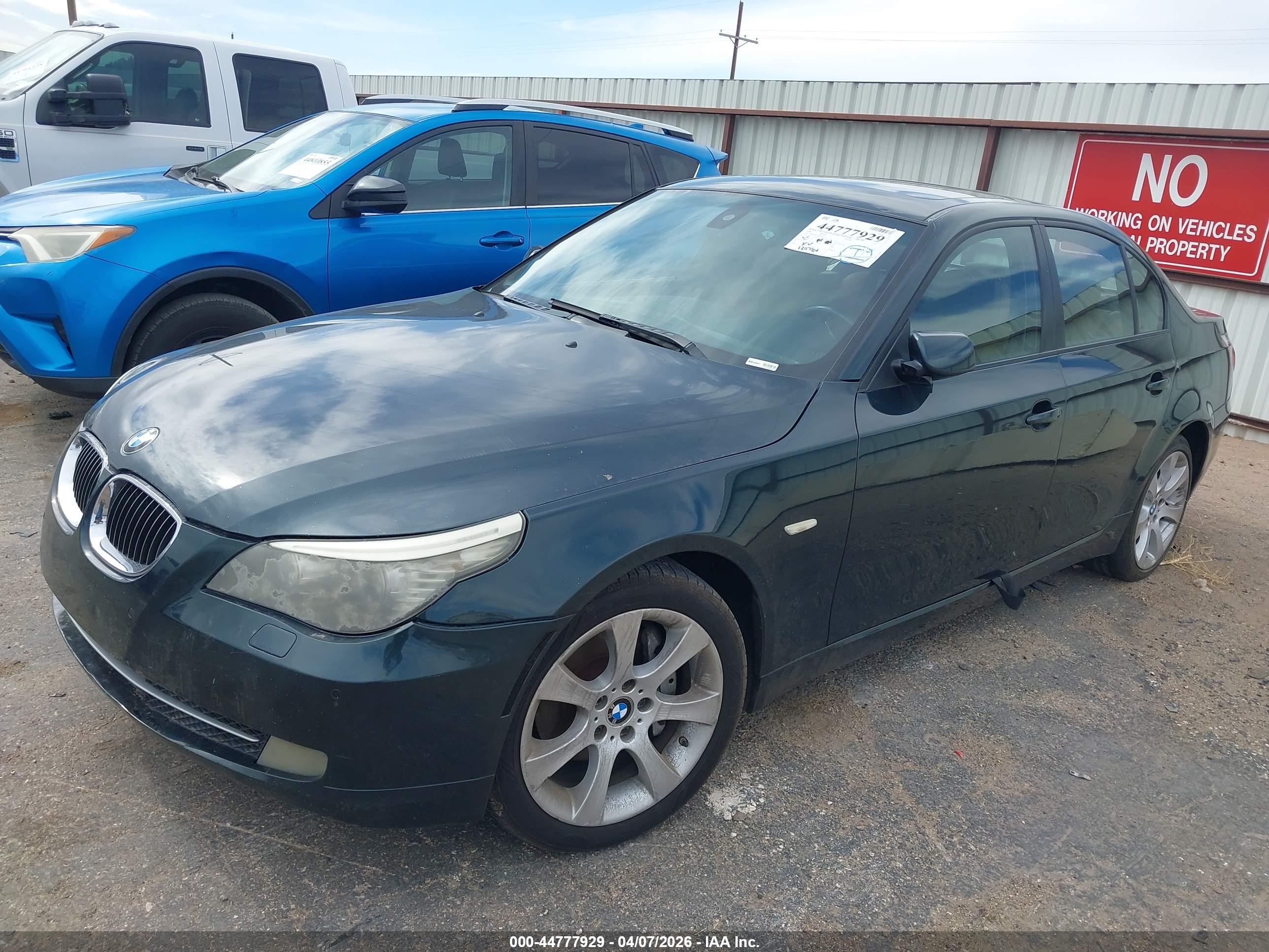BMW 535XI image 2
