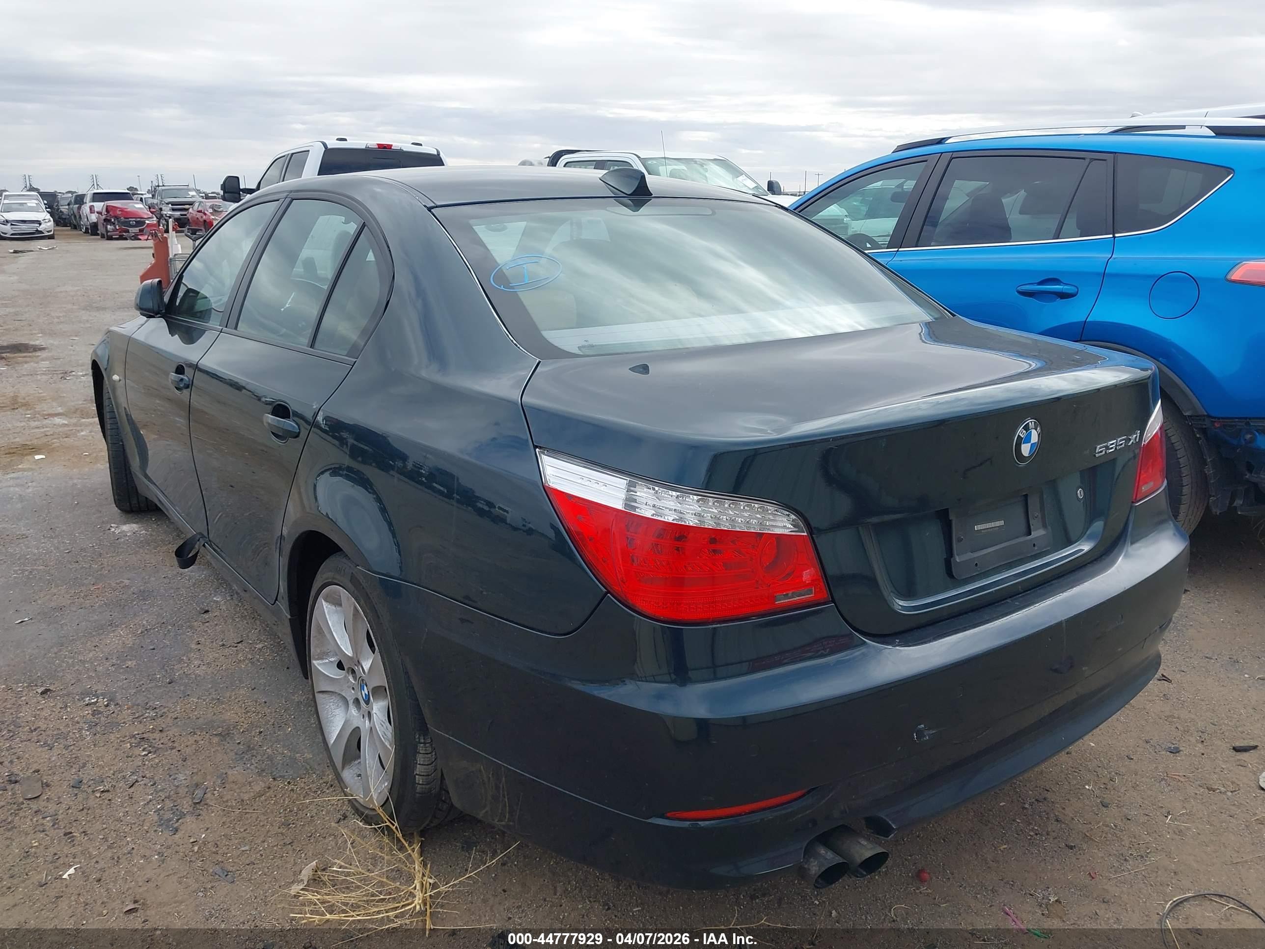 BMW 535XI image 3