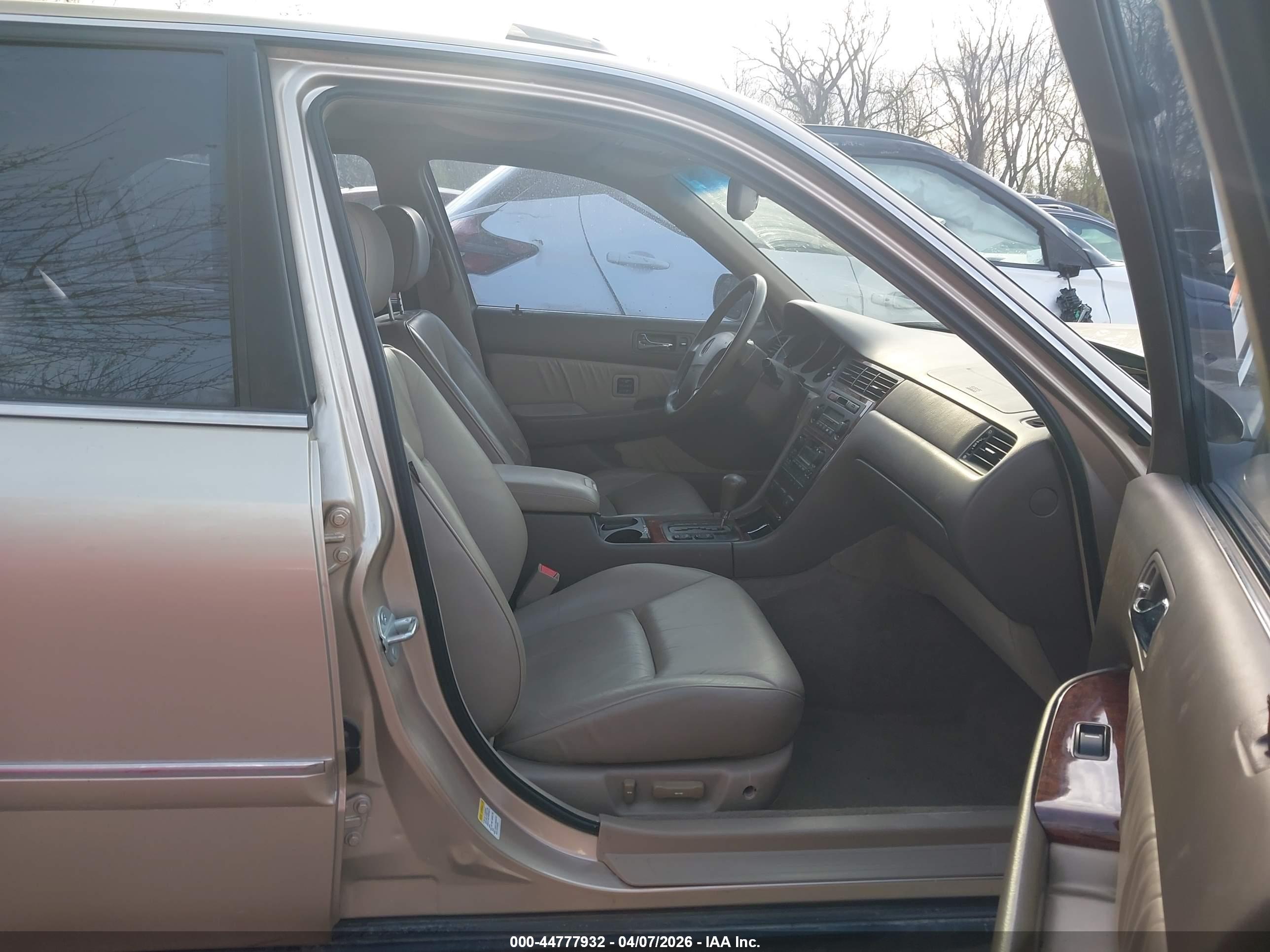 ACURA RL image 5