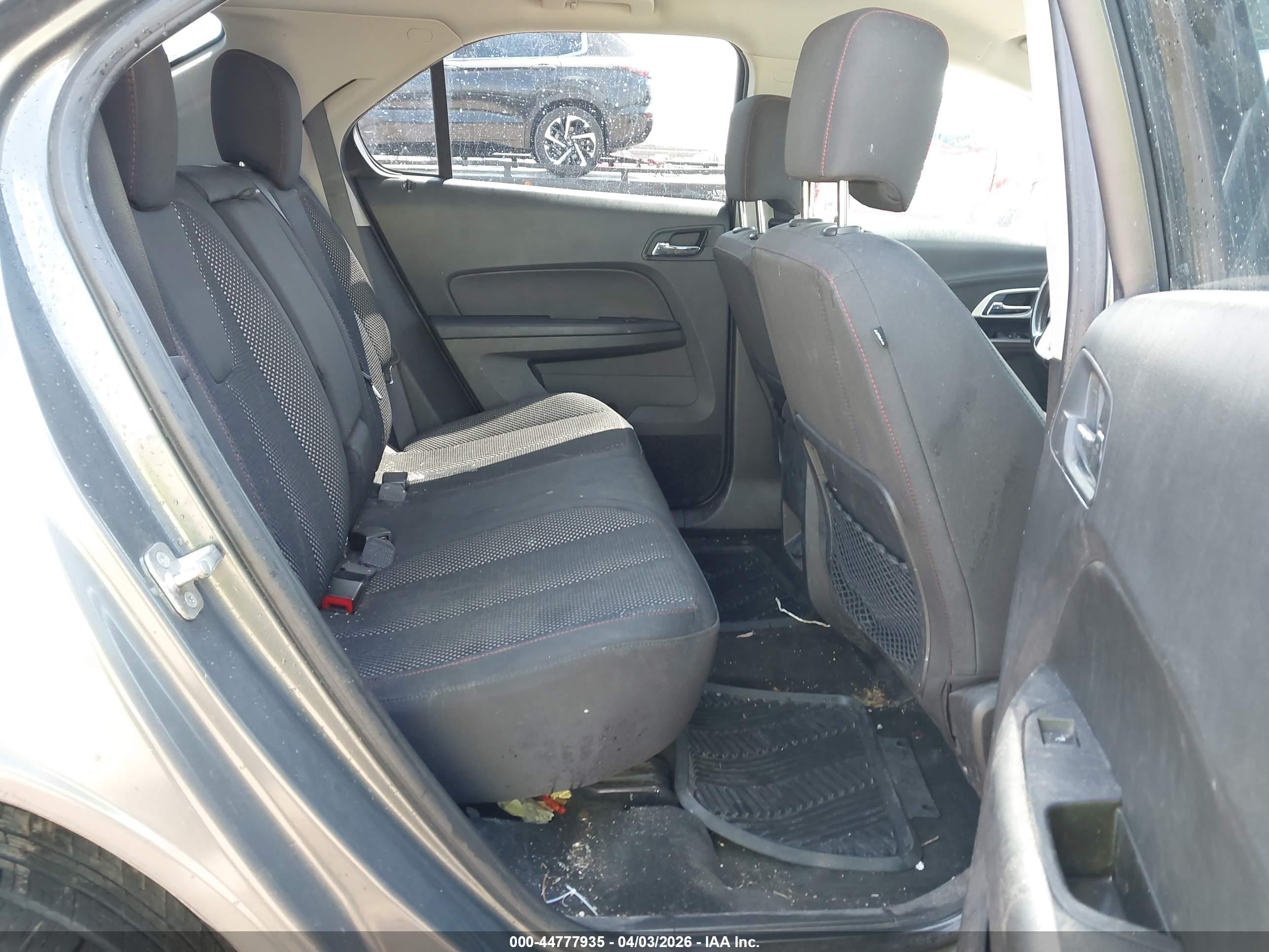 CHEVROLET EQUINOX image 8