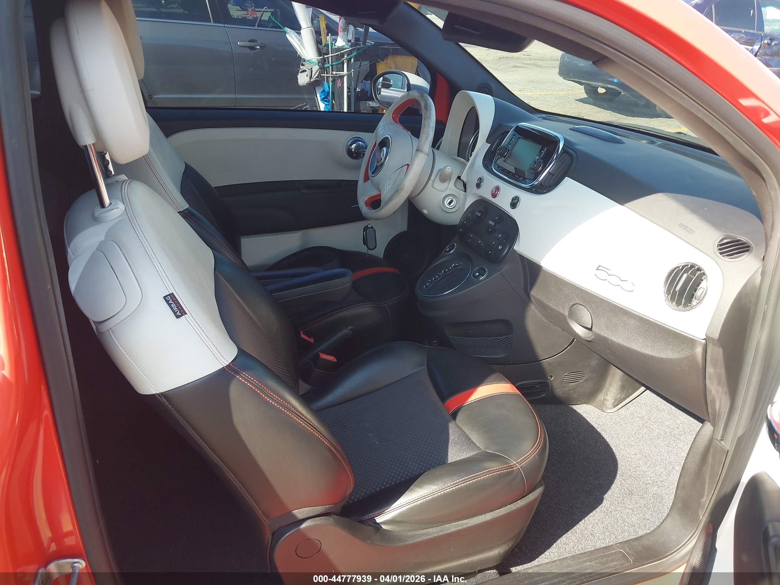 FIAT 500E image 5