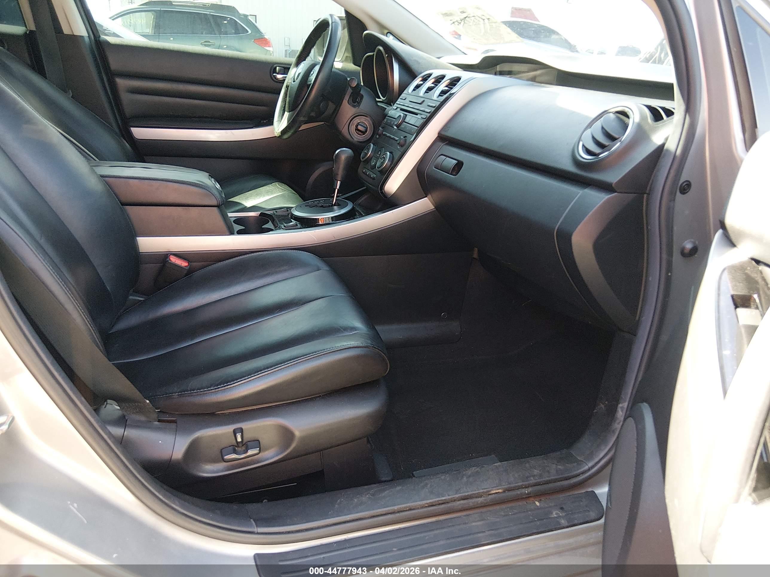 MAZDA CX-7 image 5