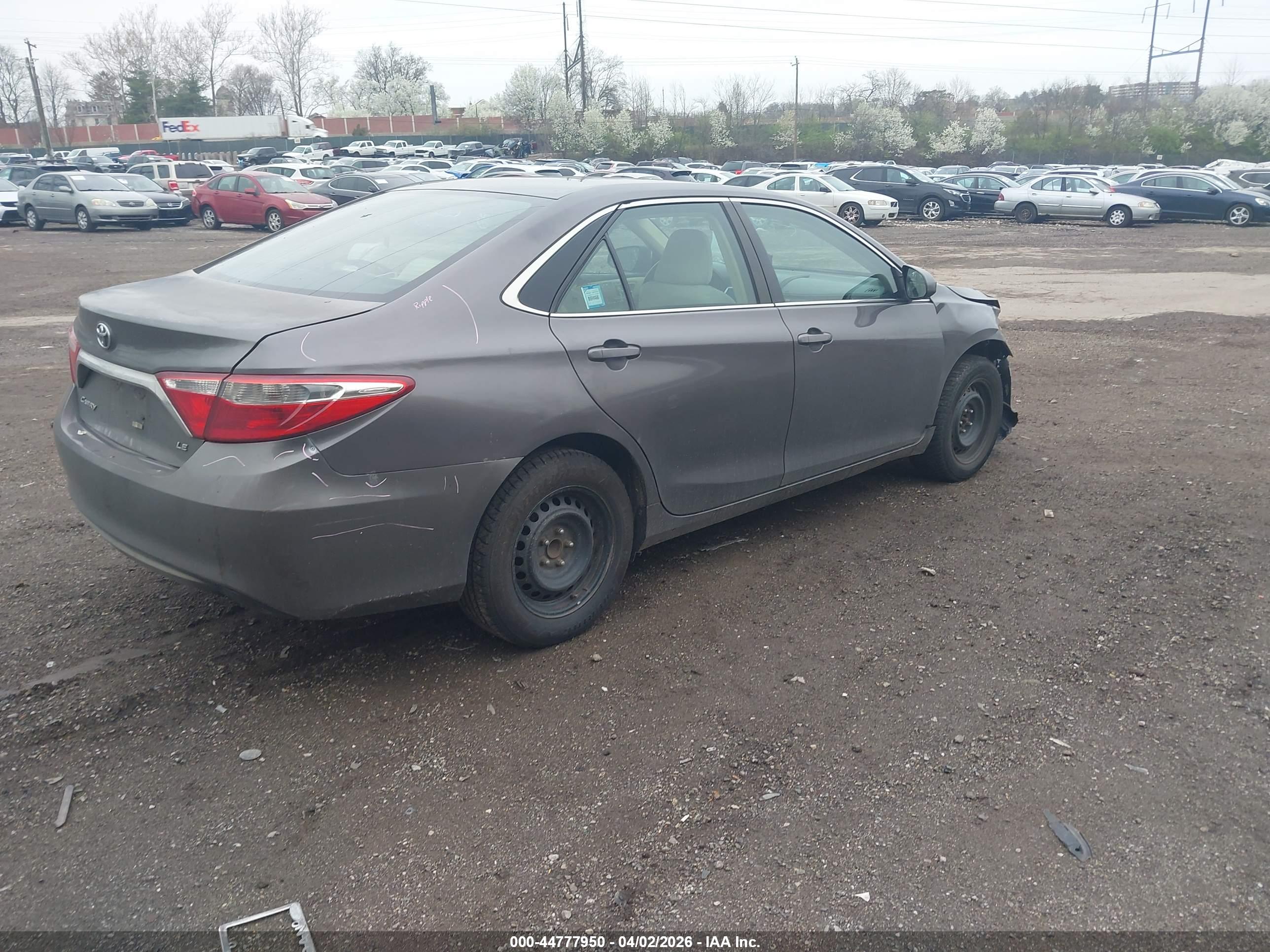 TOYOTA CAMRY image 4