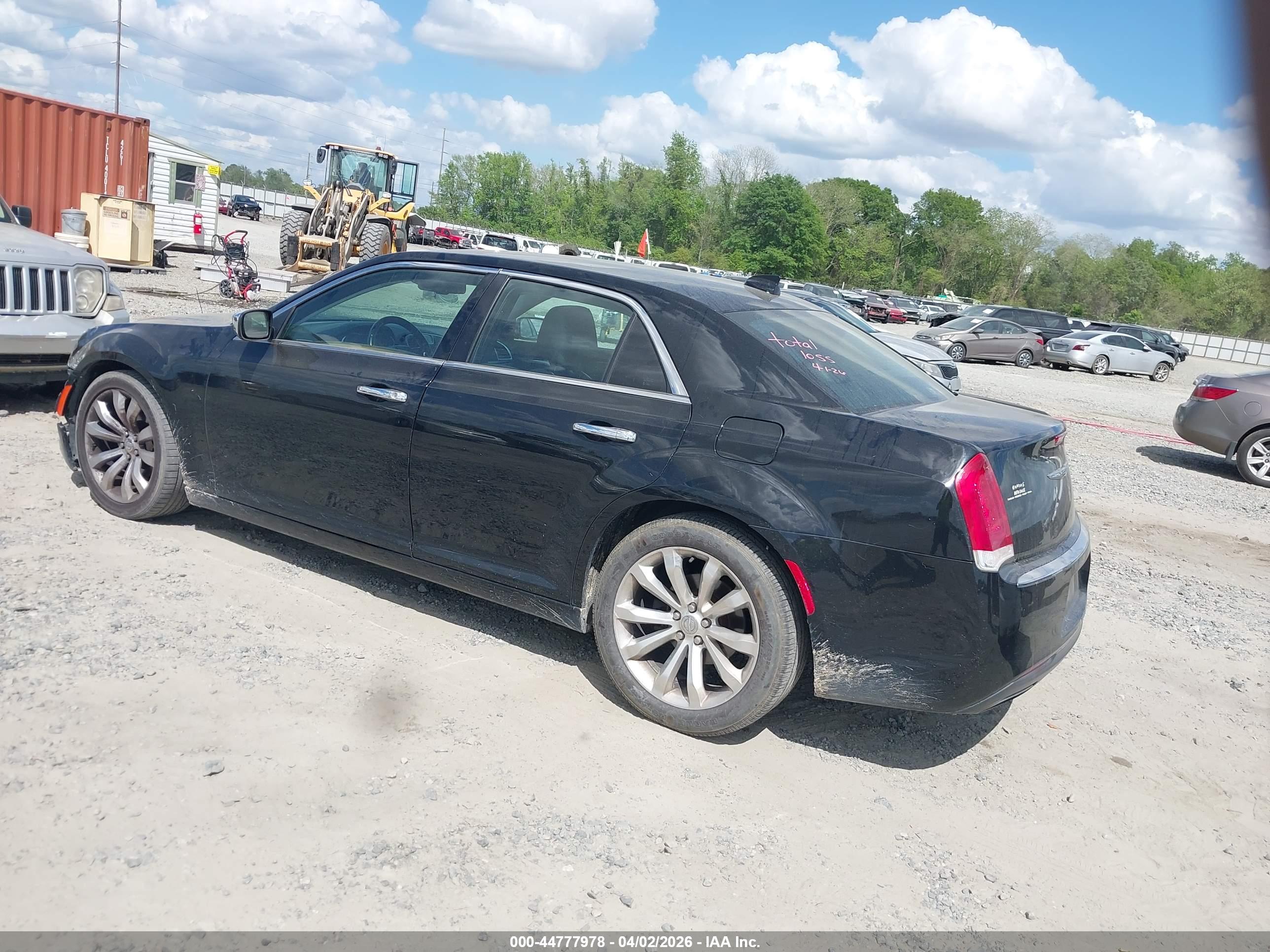 CHRYSLER 300 image 3
