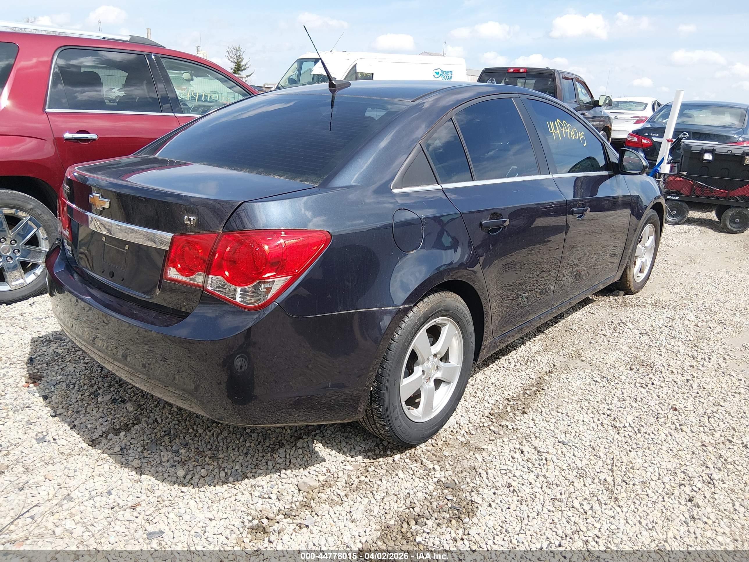 CHEVROLET CRUZE image 4