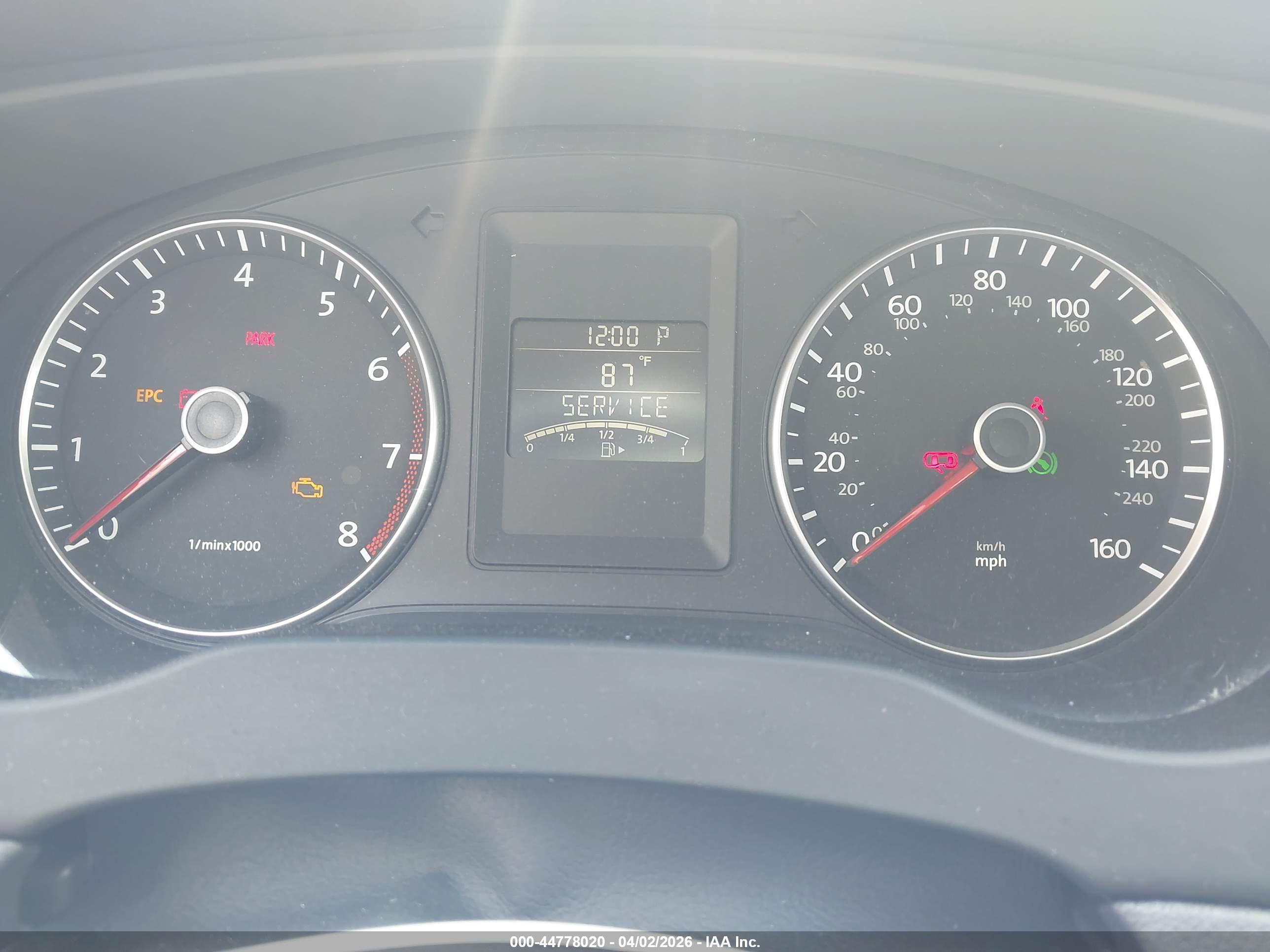 VOLKSWAGEN JETTA image 7