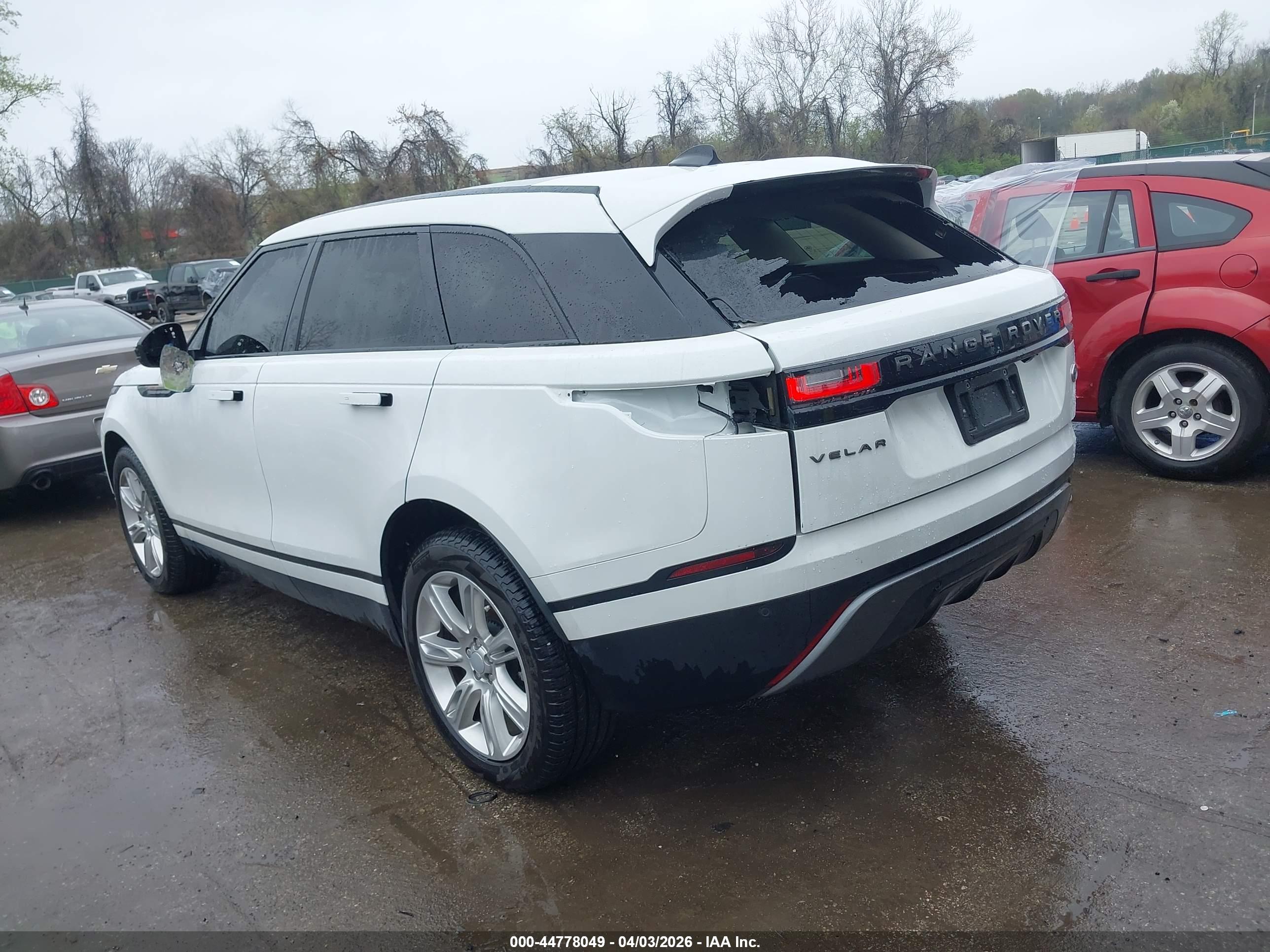 LAND ROVER image 3