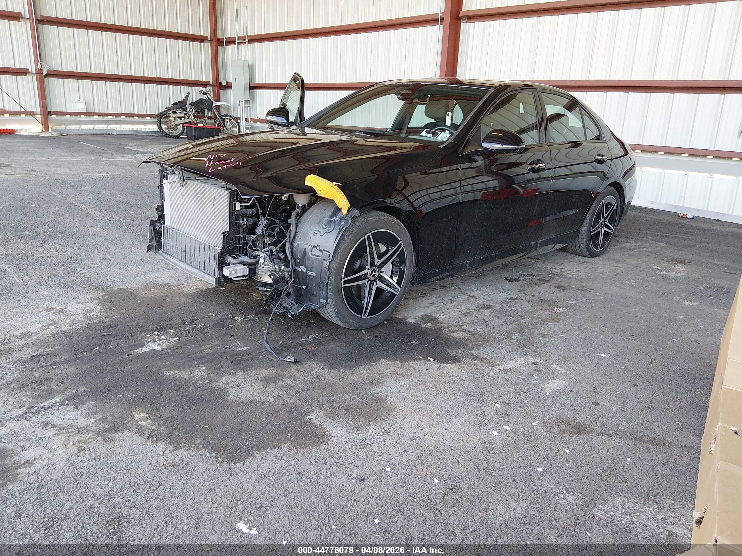 MERCEDES-BENZ C image 2