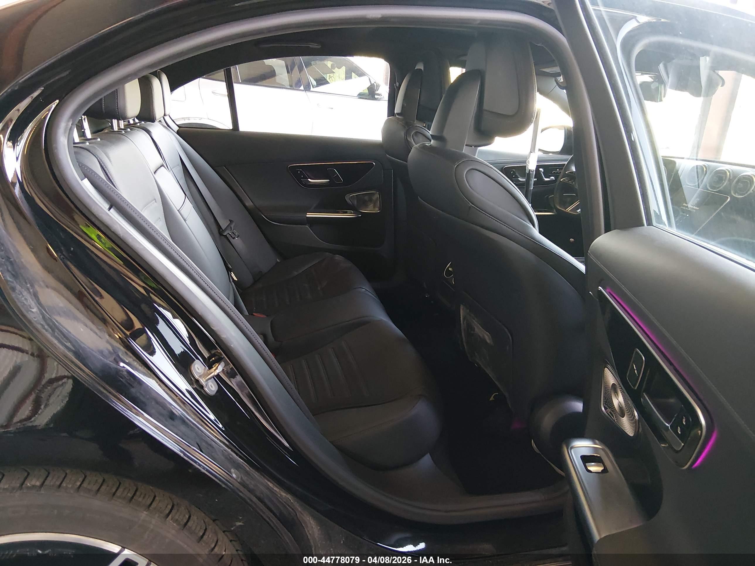 MERCEDES-BENZ C image 8