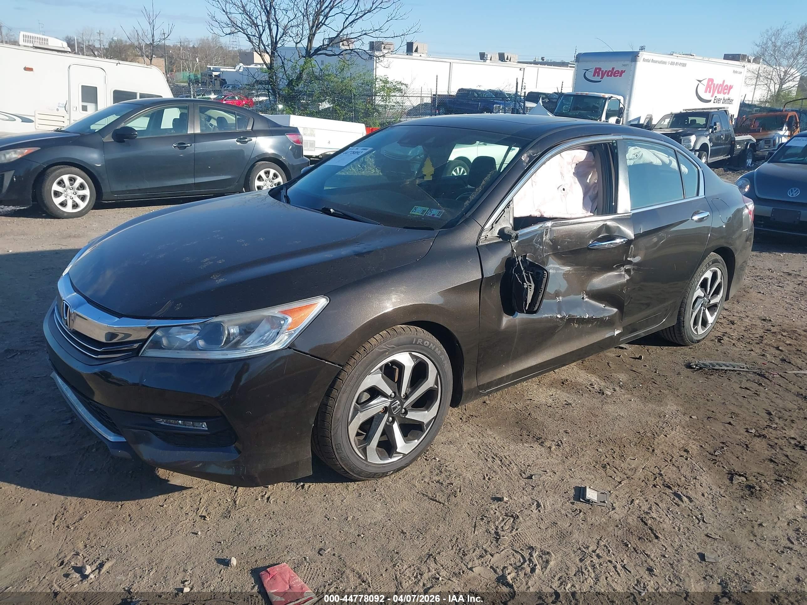 HONDA ACCORD image 2