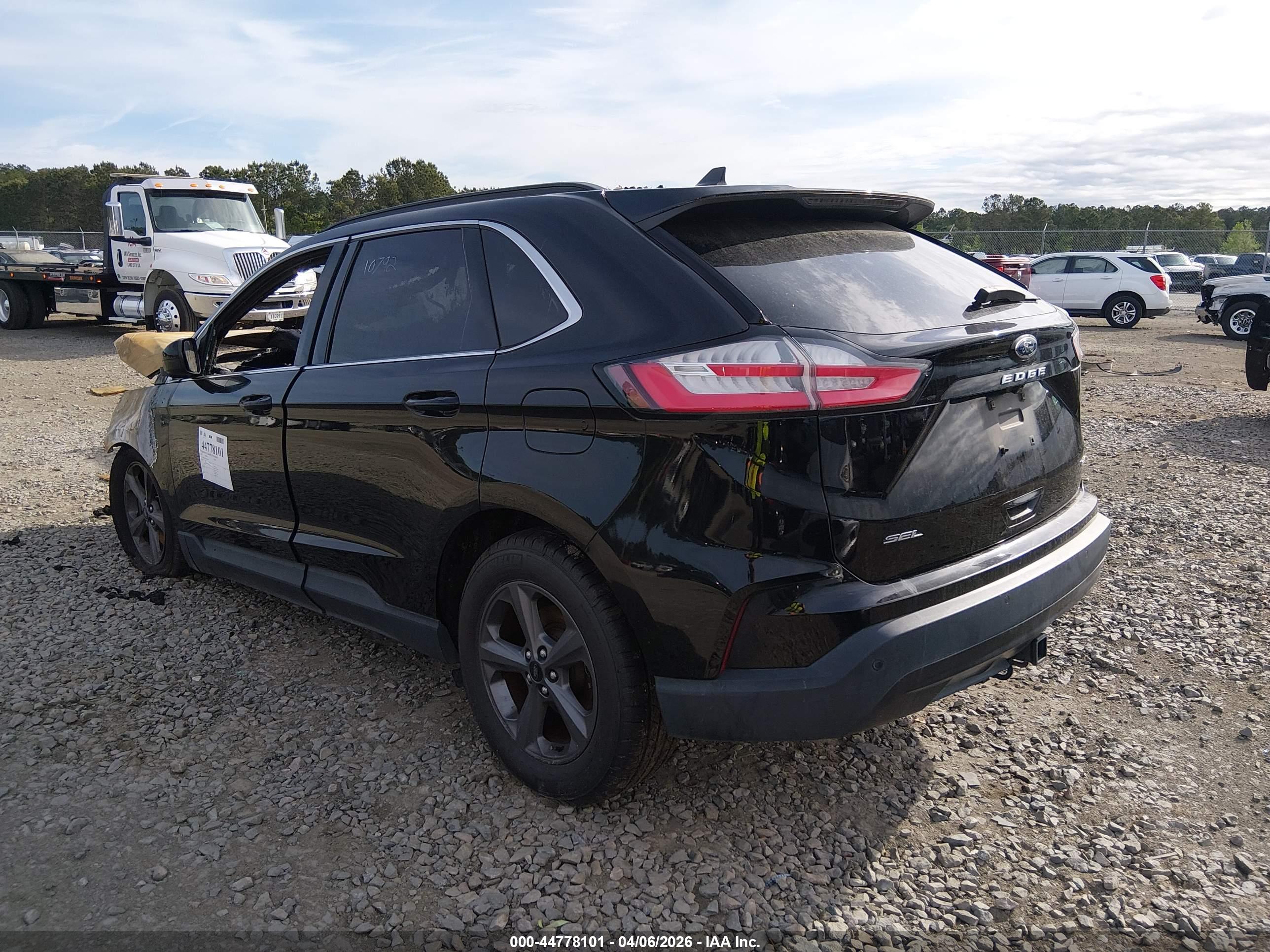 FORD EDGE image 3
